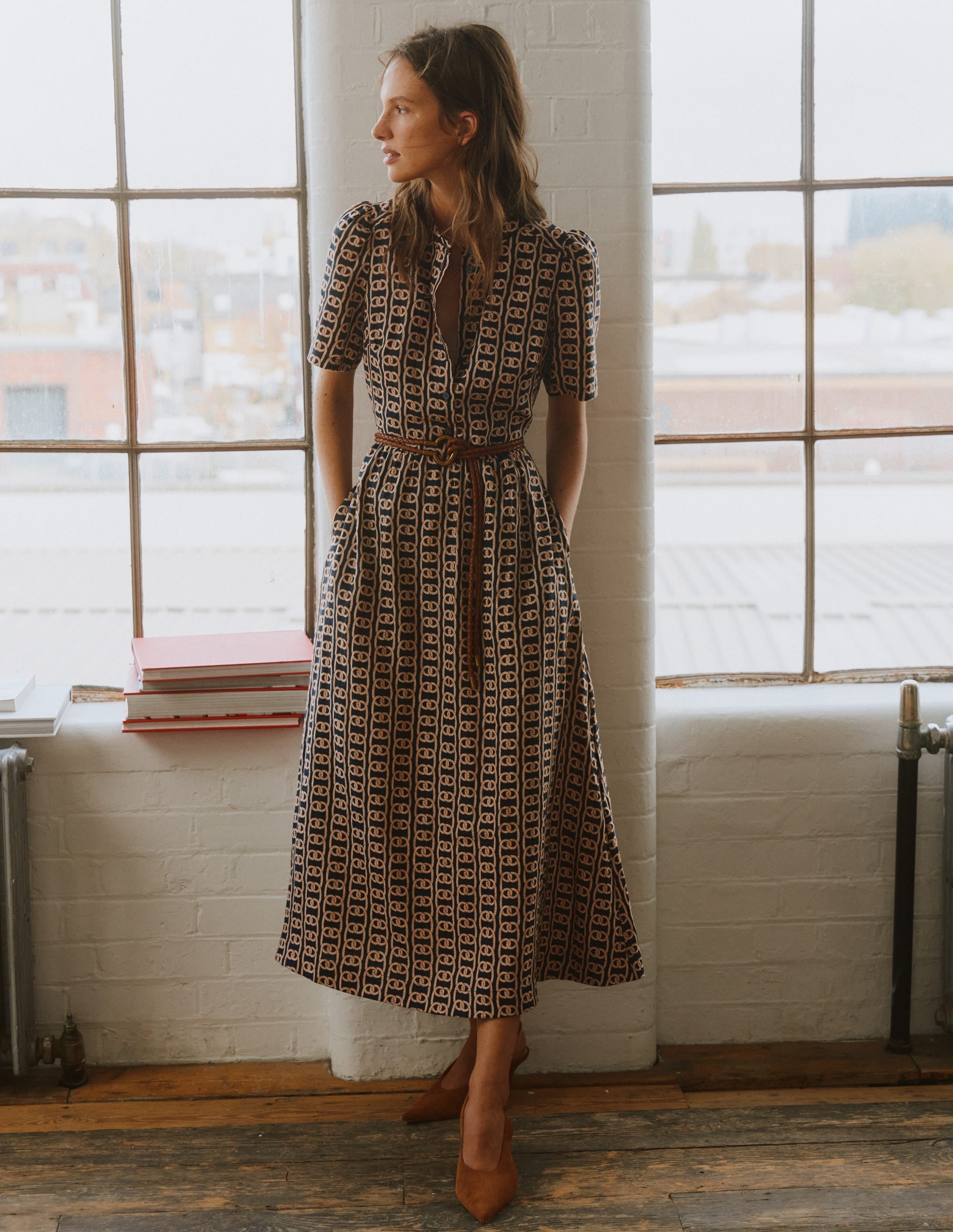 Ivy Button Linen Midi Dress-French Navy, Rope Trellis - Image 6