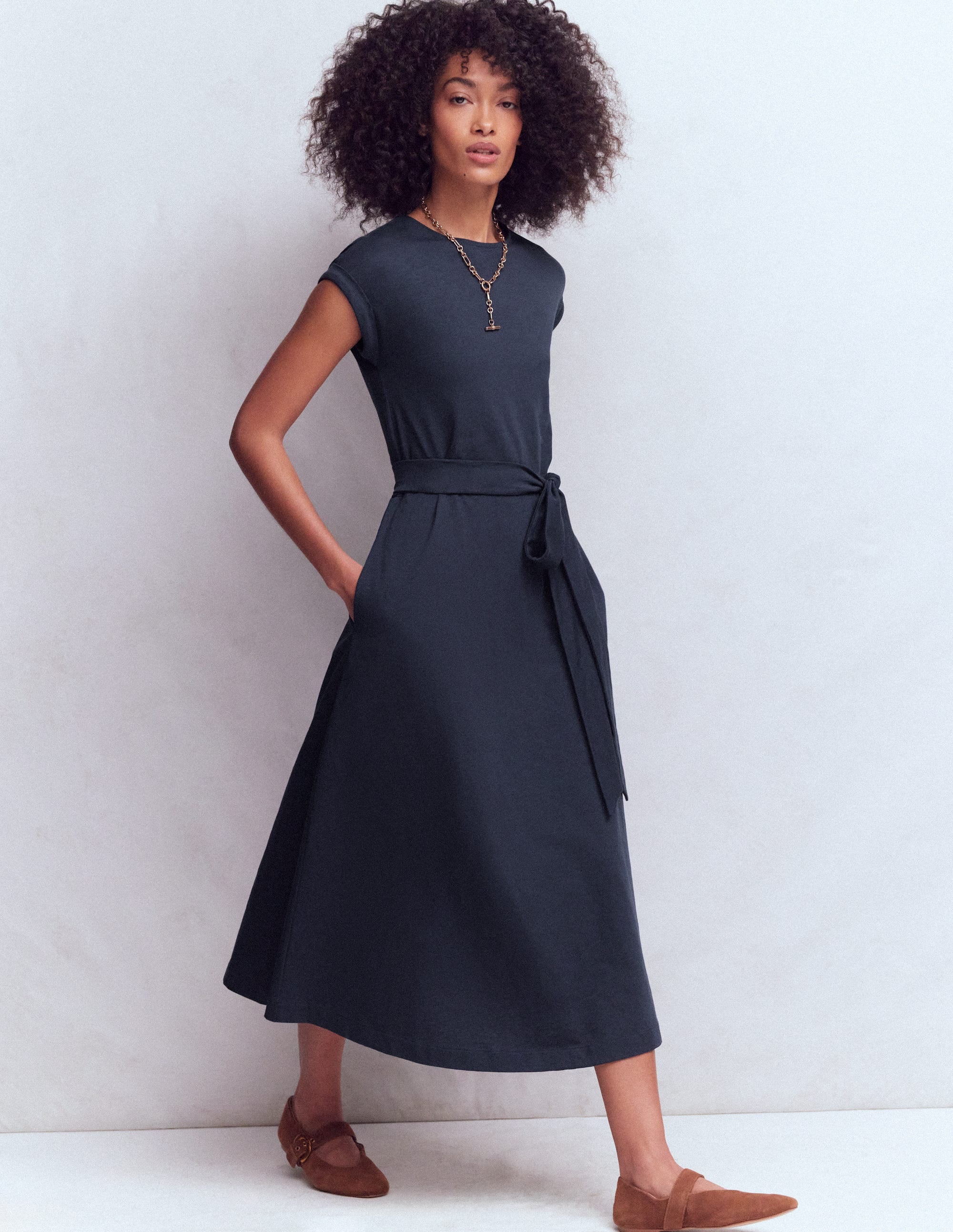 Eve Jersey Midi Dress-Navy - Image 4