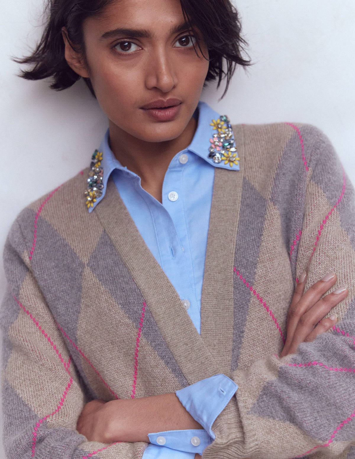 Quinn Boyfriend Cardigan-Neutral Argyle - Image 4
