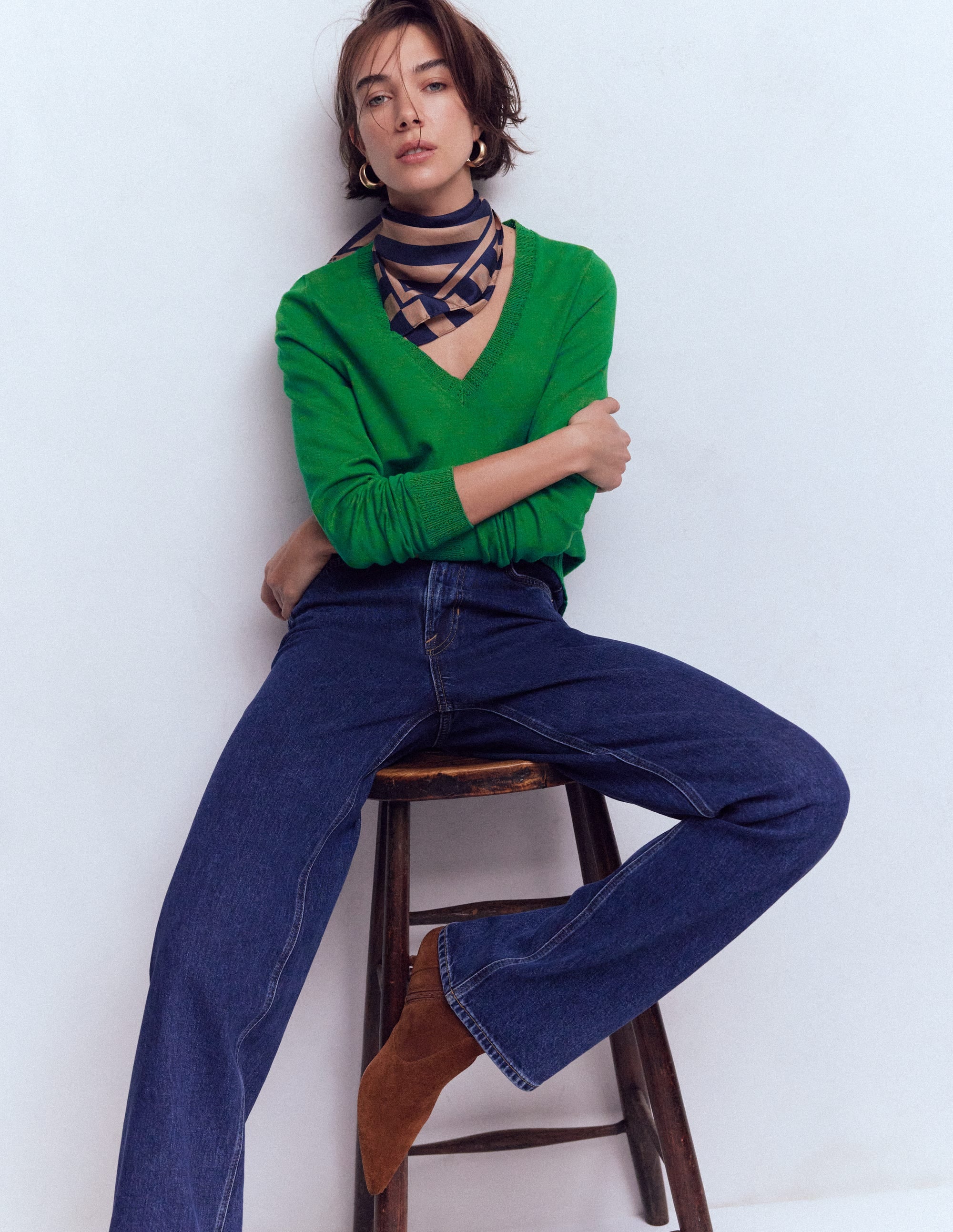 Emilia Cotton V-Neck Jumper-Rich Emerald - Image 4