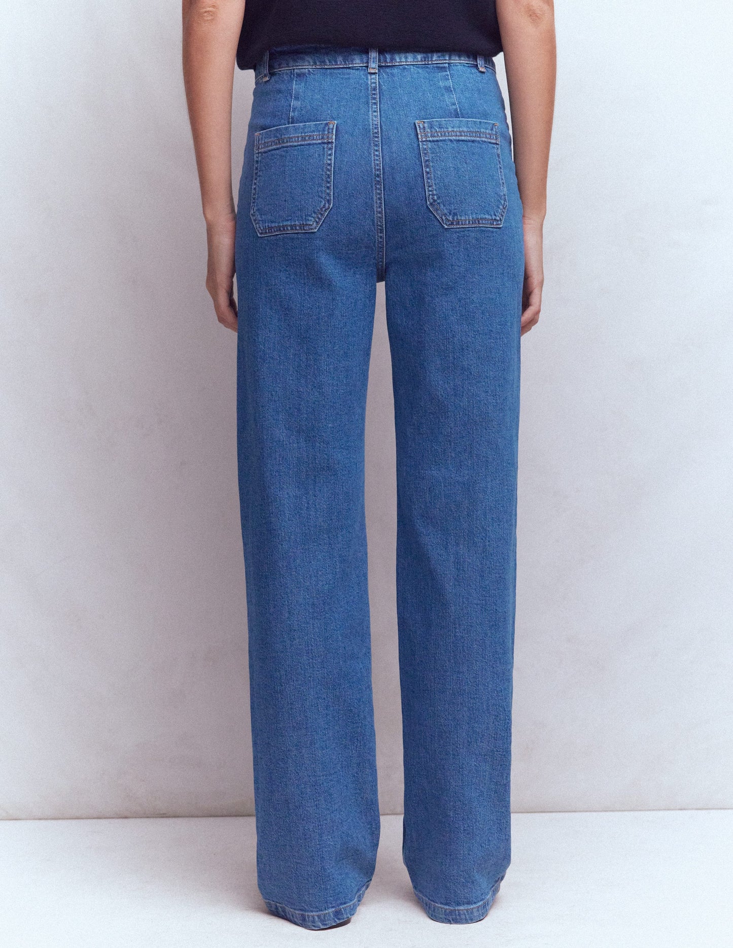 Straight Leg Pocket Jeans-Mid Vintage