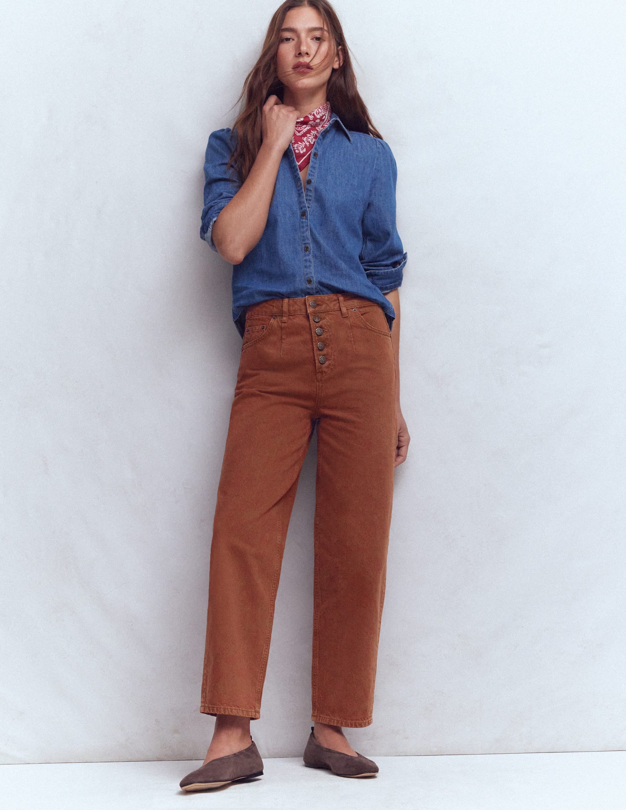 Exposed Button Straight Jeans-Brown - Image 1