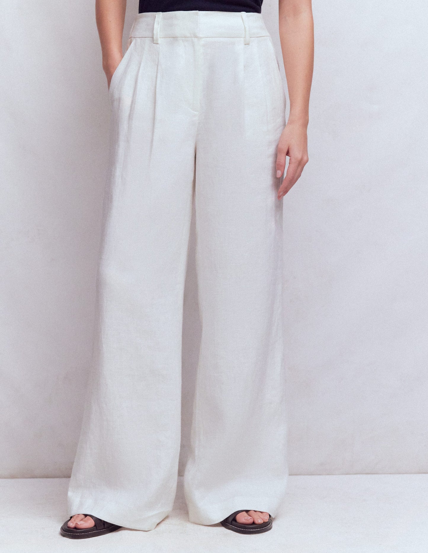 Kensington Linen Trousers-White