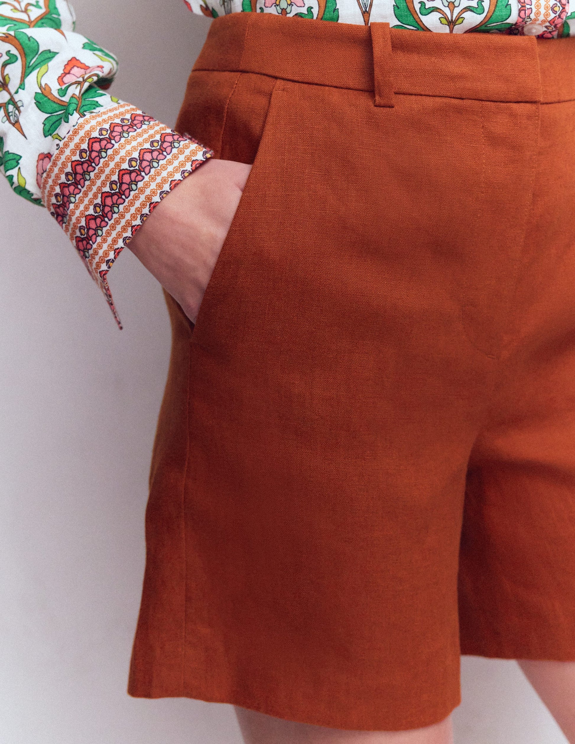 Belgravia Linen Shorts-Burnt Orange-2