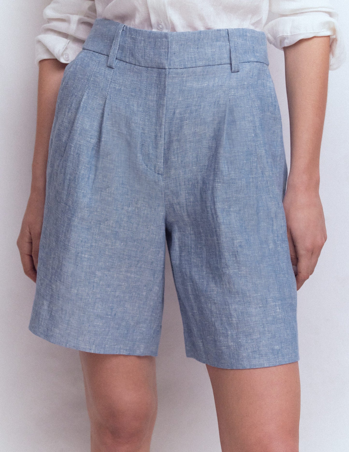 Kensington Linen Shorts-Blue Chambray
