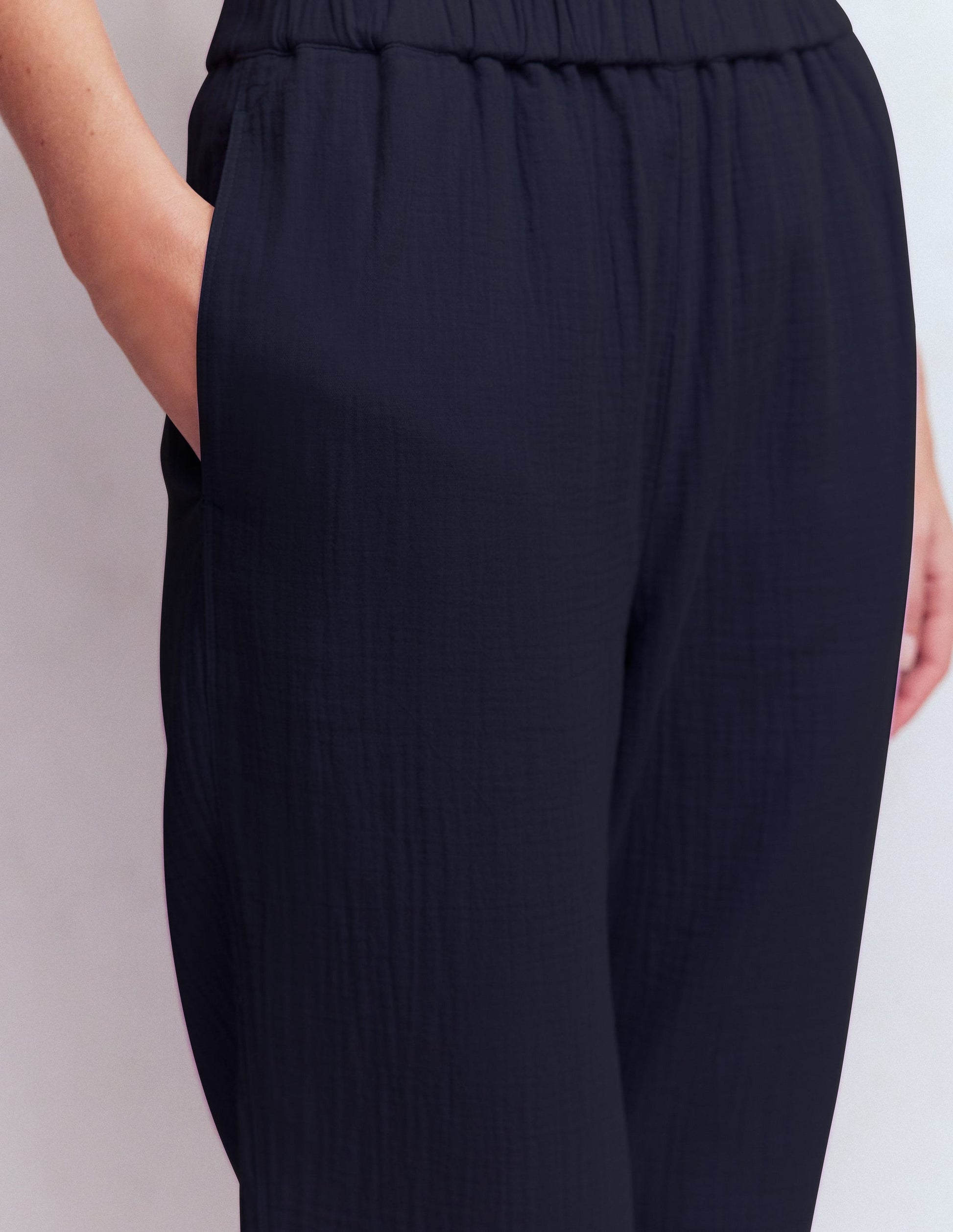 Double Cloth Crop Trousers-Navy-2