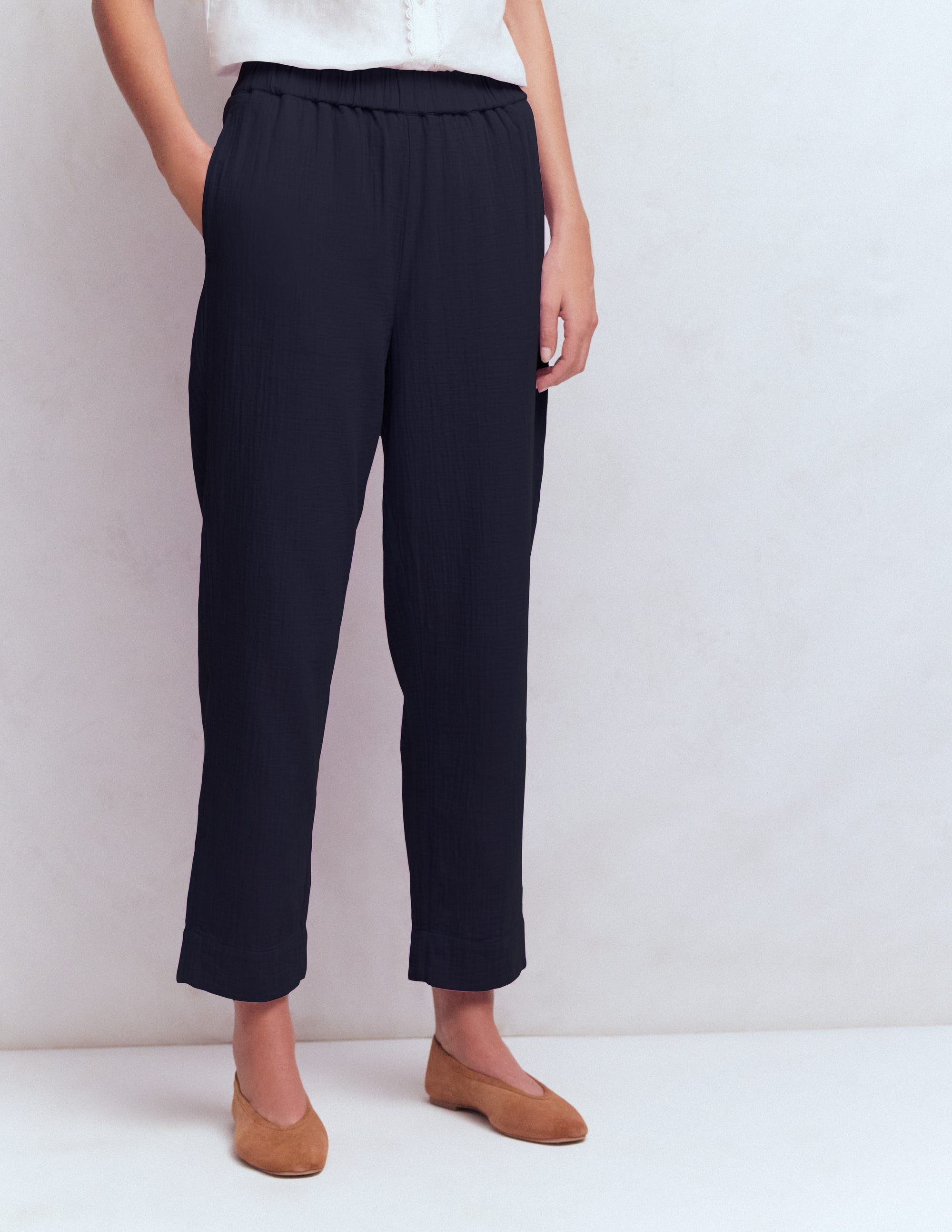 Double Cloth Crop Trousers-Navy - Image 4