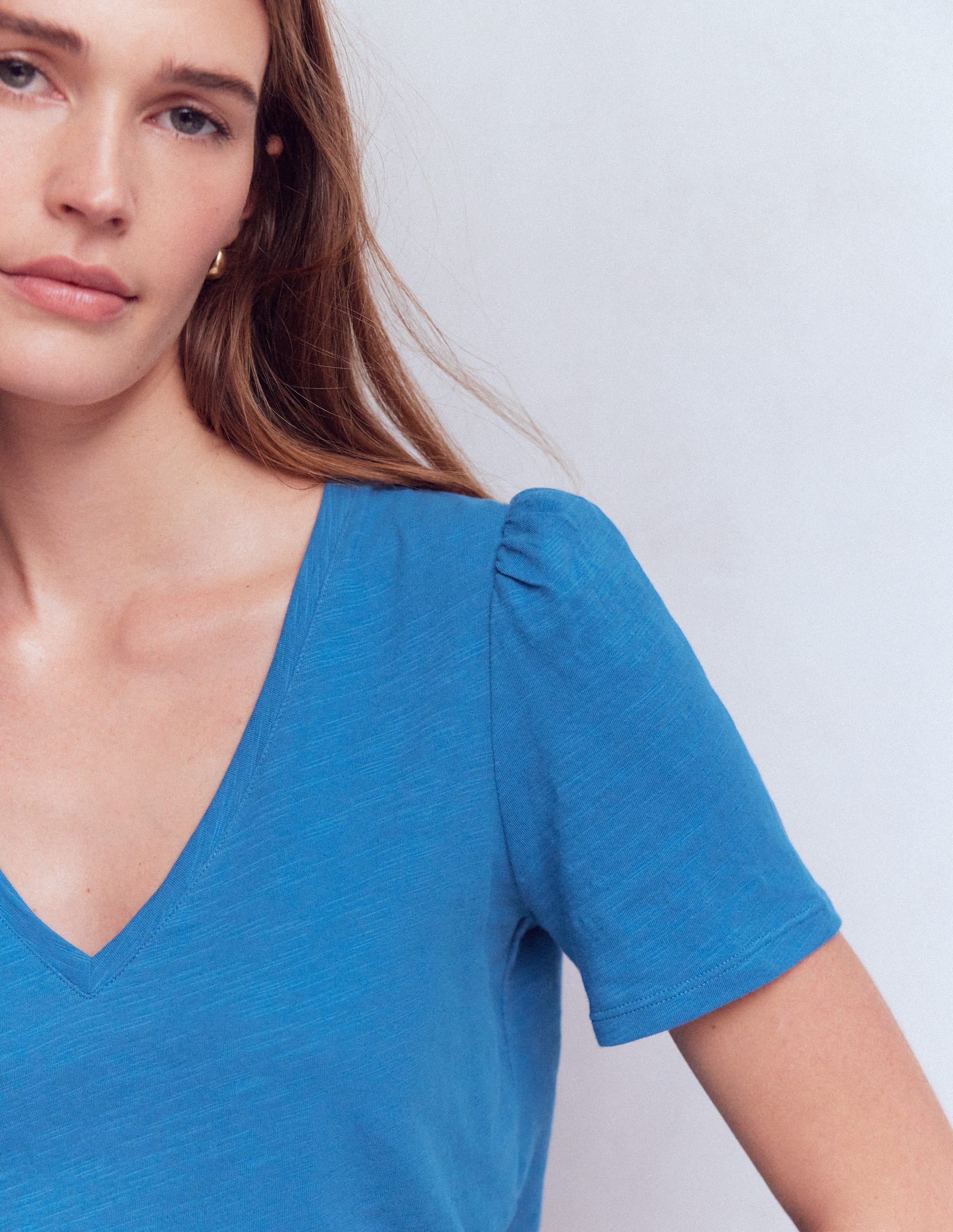 Sophie V-neck Slub T-shirt-Vallarta Blue - Image 2