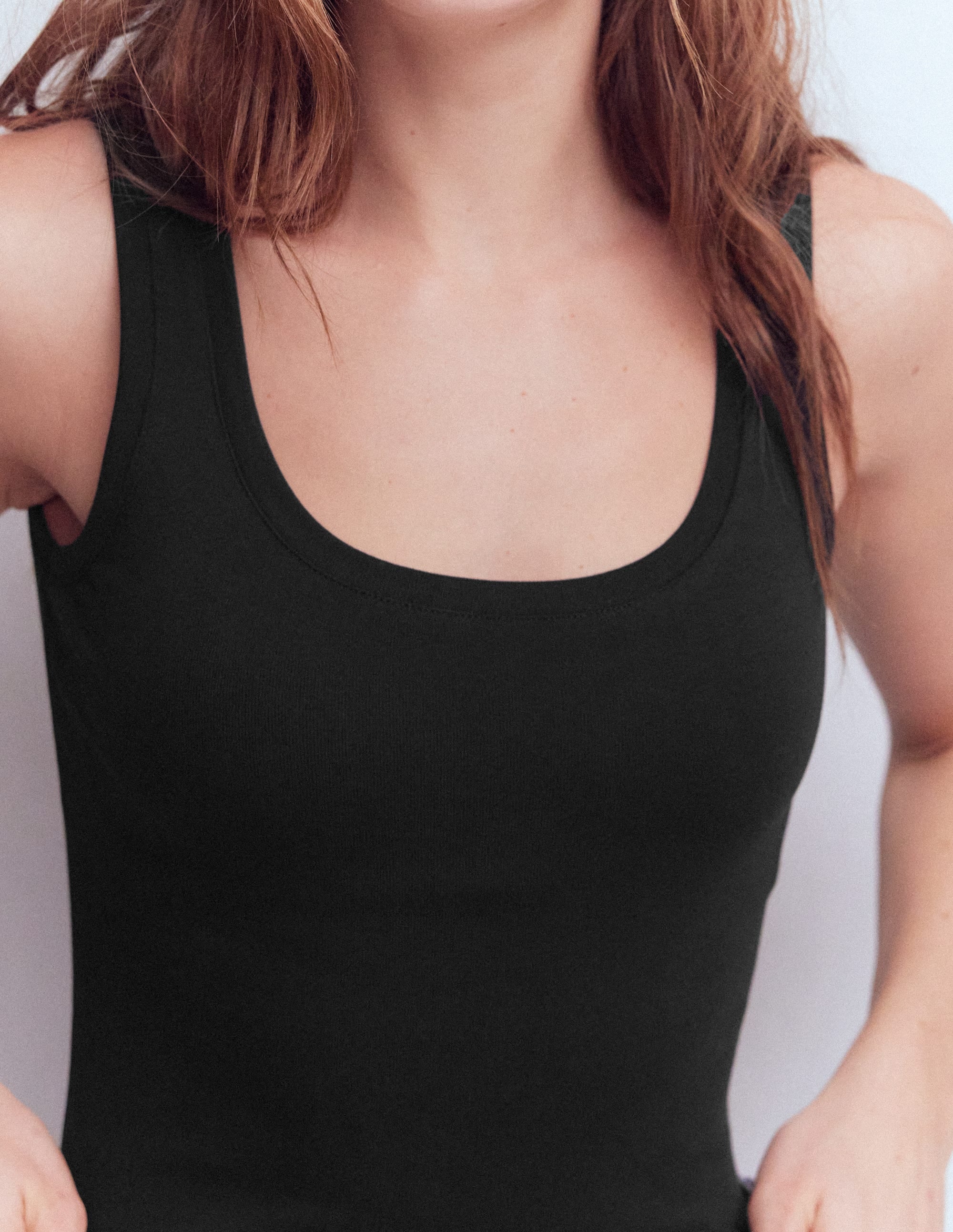 Essential Scoop-Neck Vest-Black - Image 2