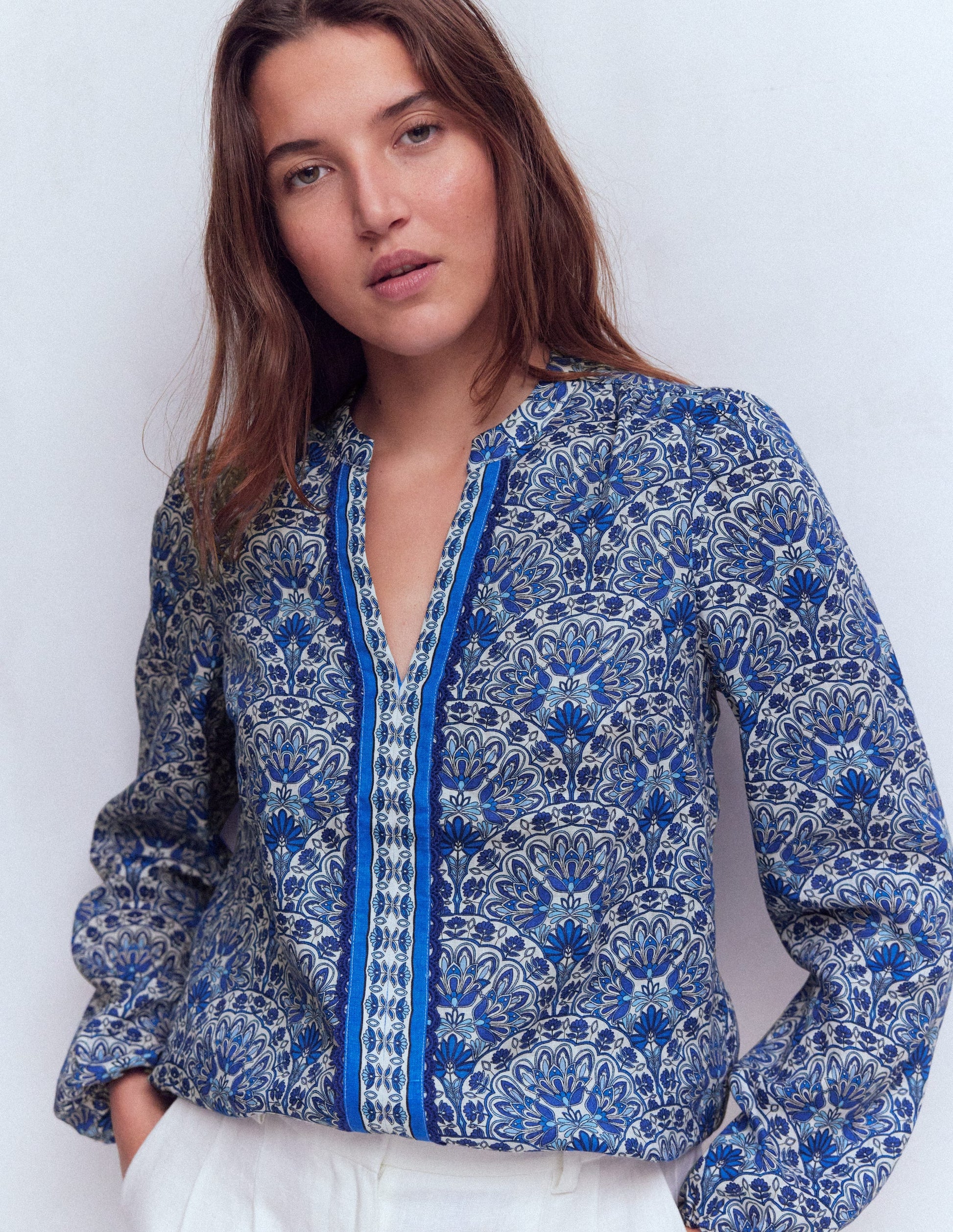 Notch Neck Linen Trim Top-Blue, Elaborate Terrace-4