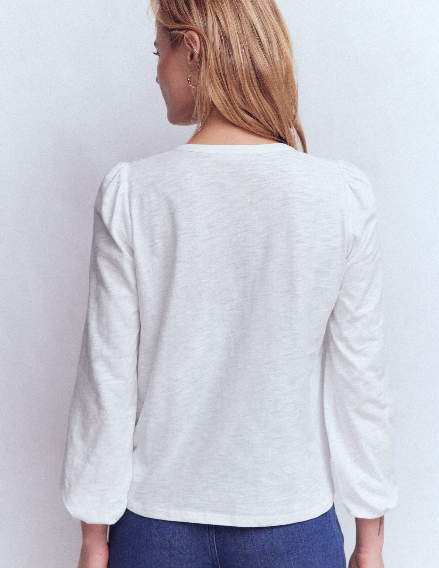 Woven-Mix Notch Neck Top-White