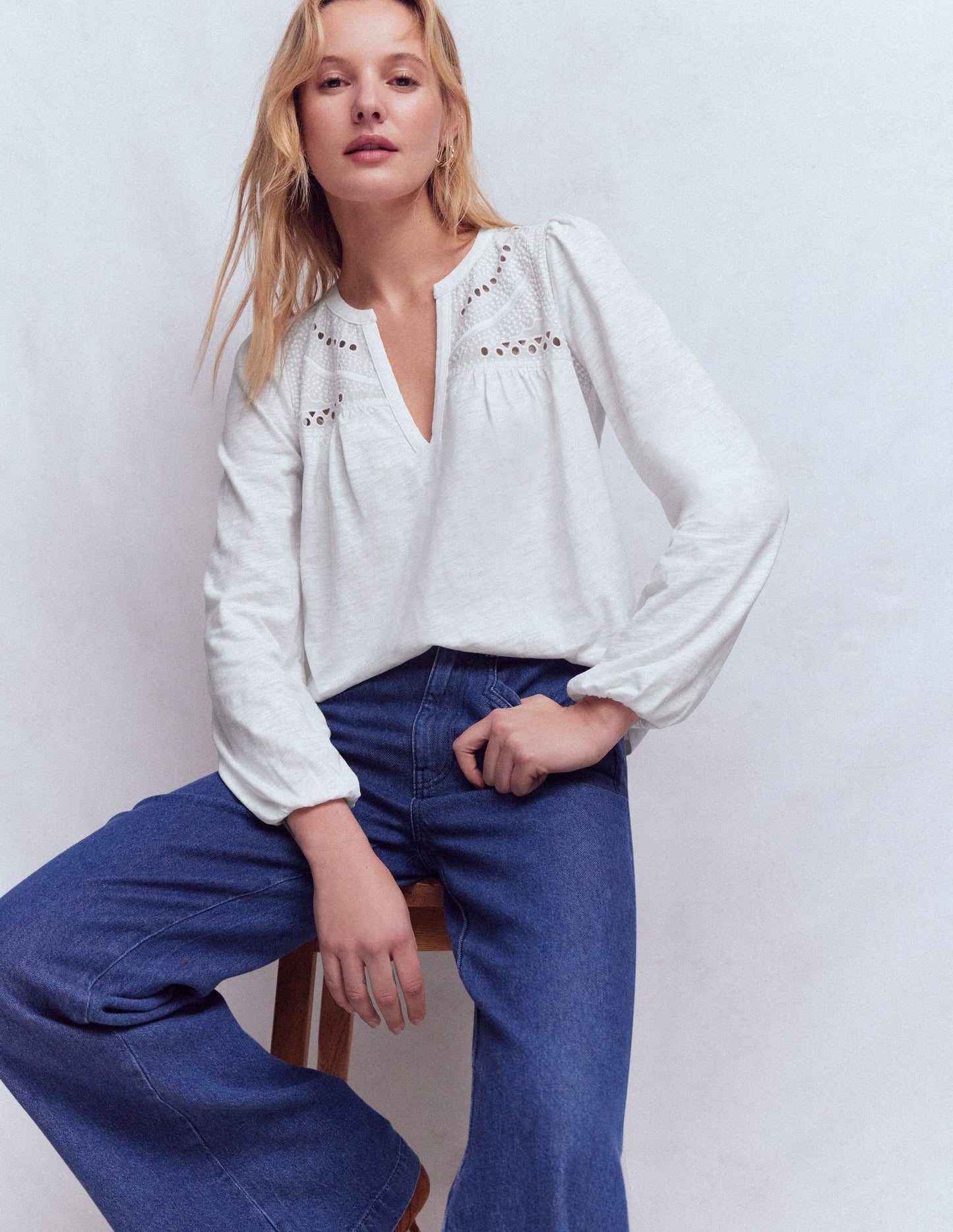 Woven-Mix Notch Neck Top-White