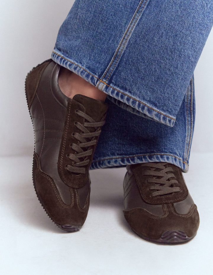 Delphine Slim Sole Trainers-Chocolate
