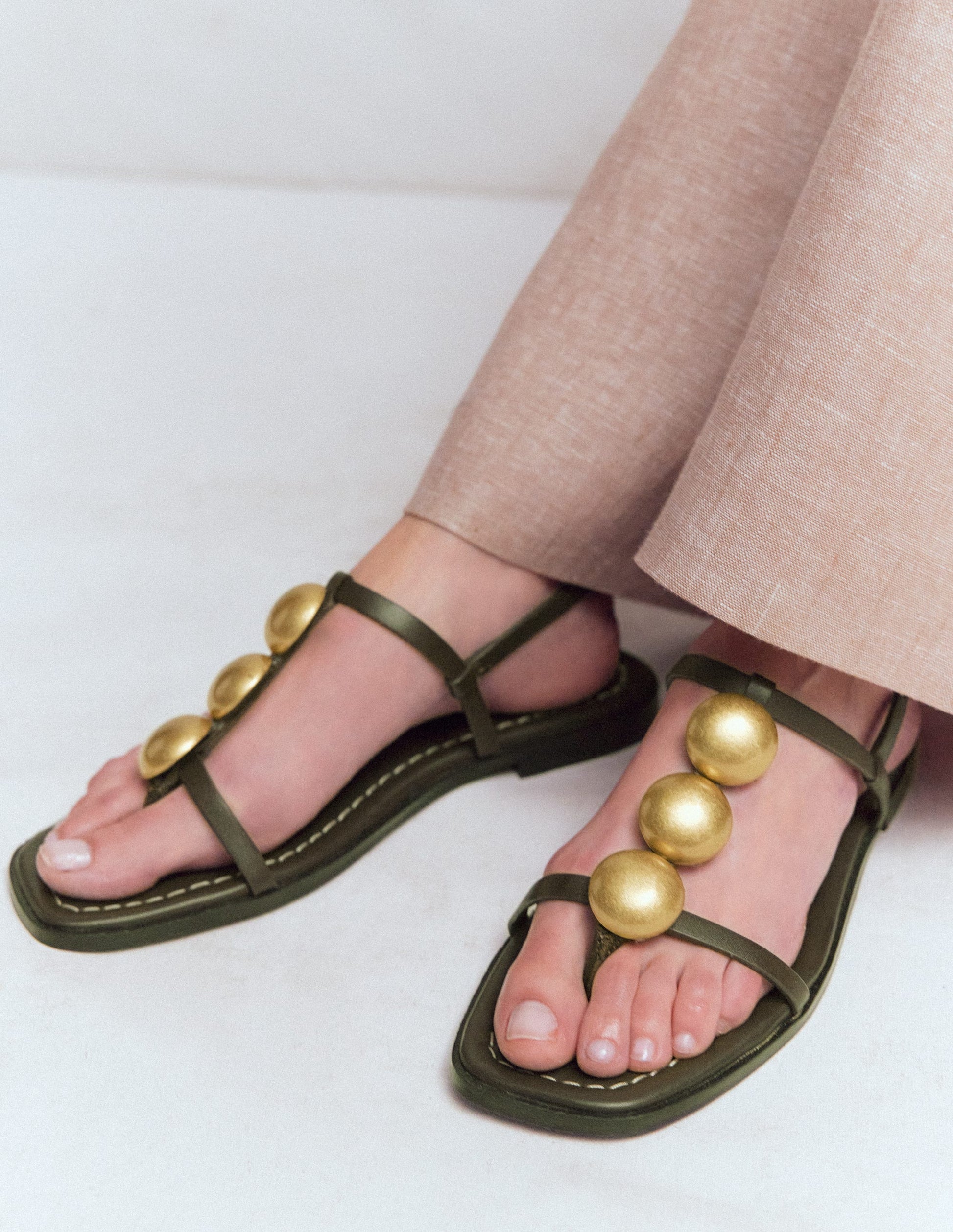 Disc Flat Sandals-Deep Olive-2
