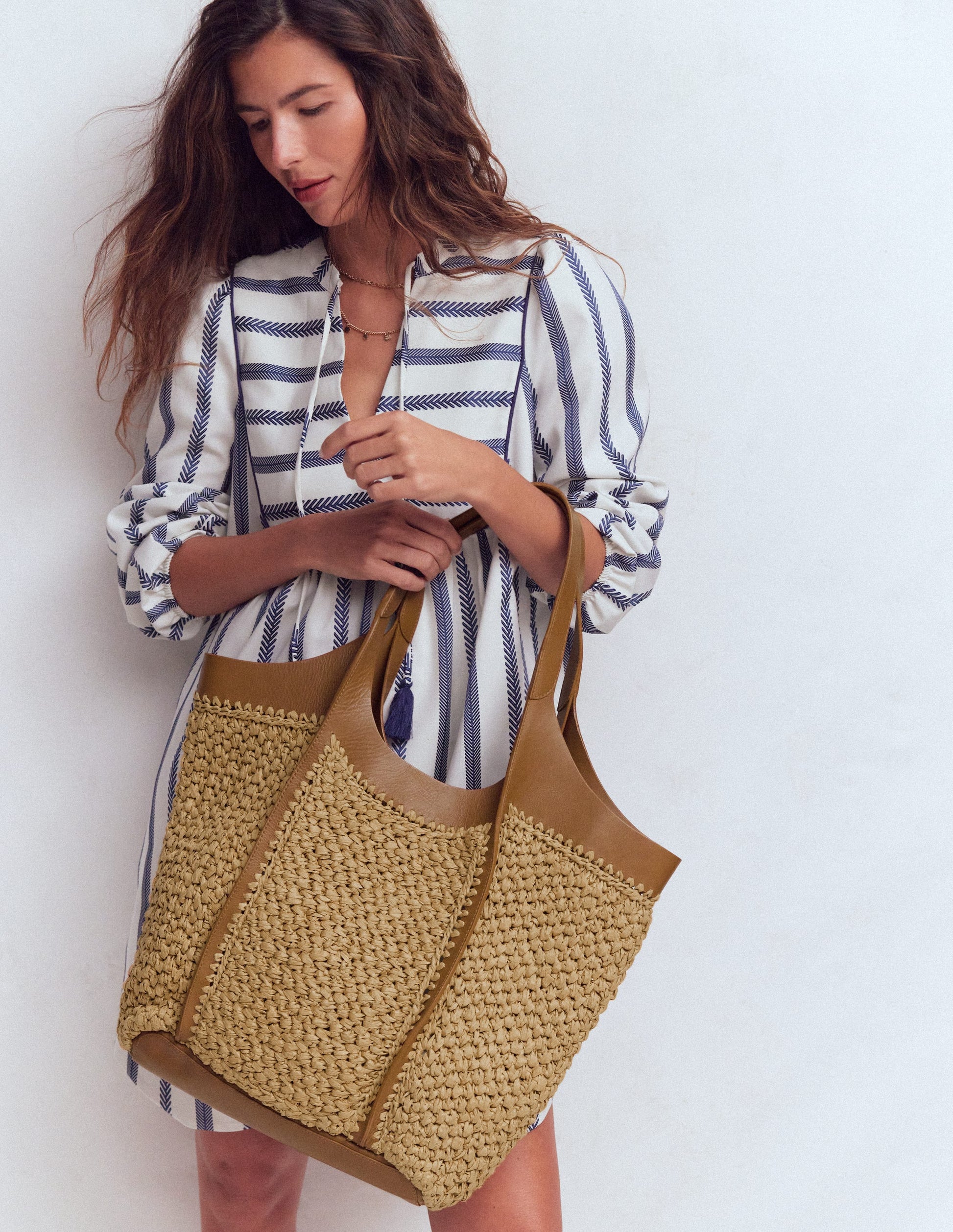 Straw Tote-Natural Raffia-2