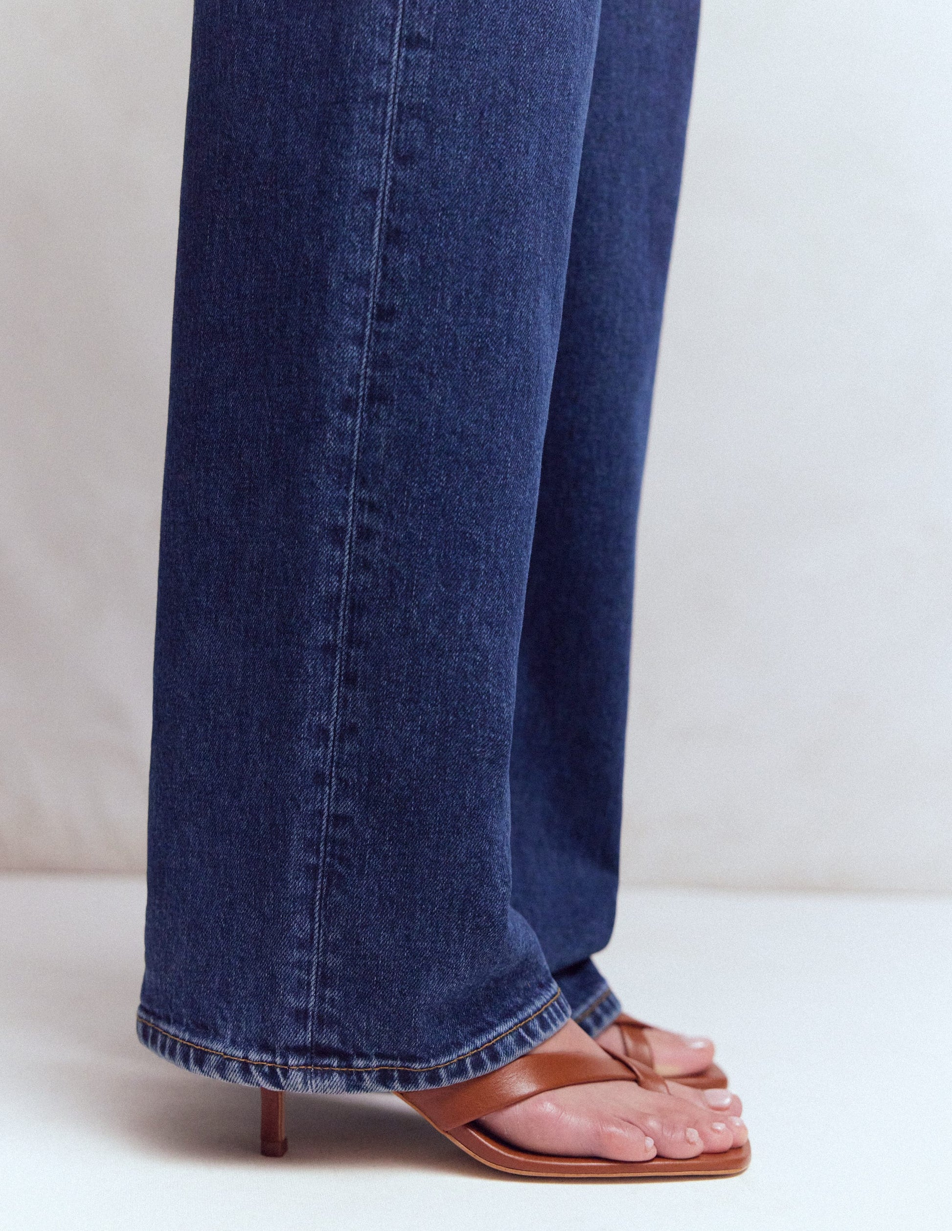 Toe Post Kitten Heel Sandal-Tan-3