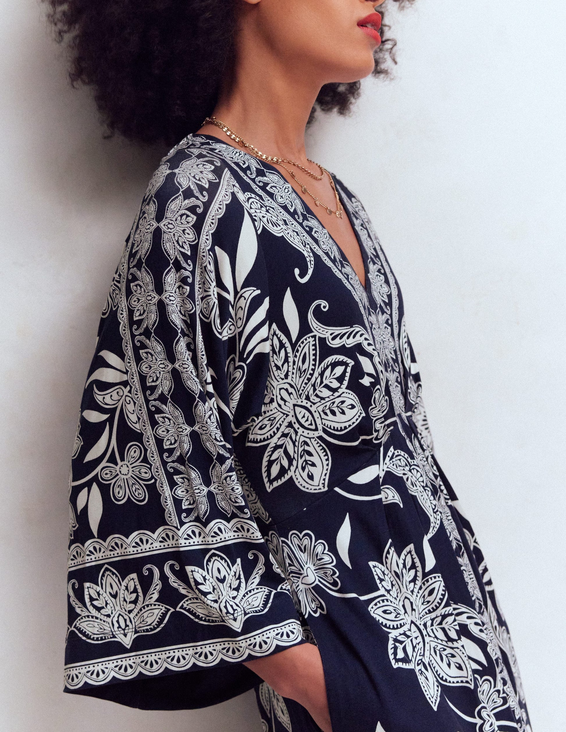 Nell Kimono Midi Jersey Dress-Navy, Elegant Blossom-2