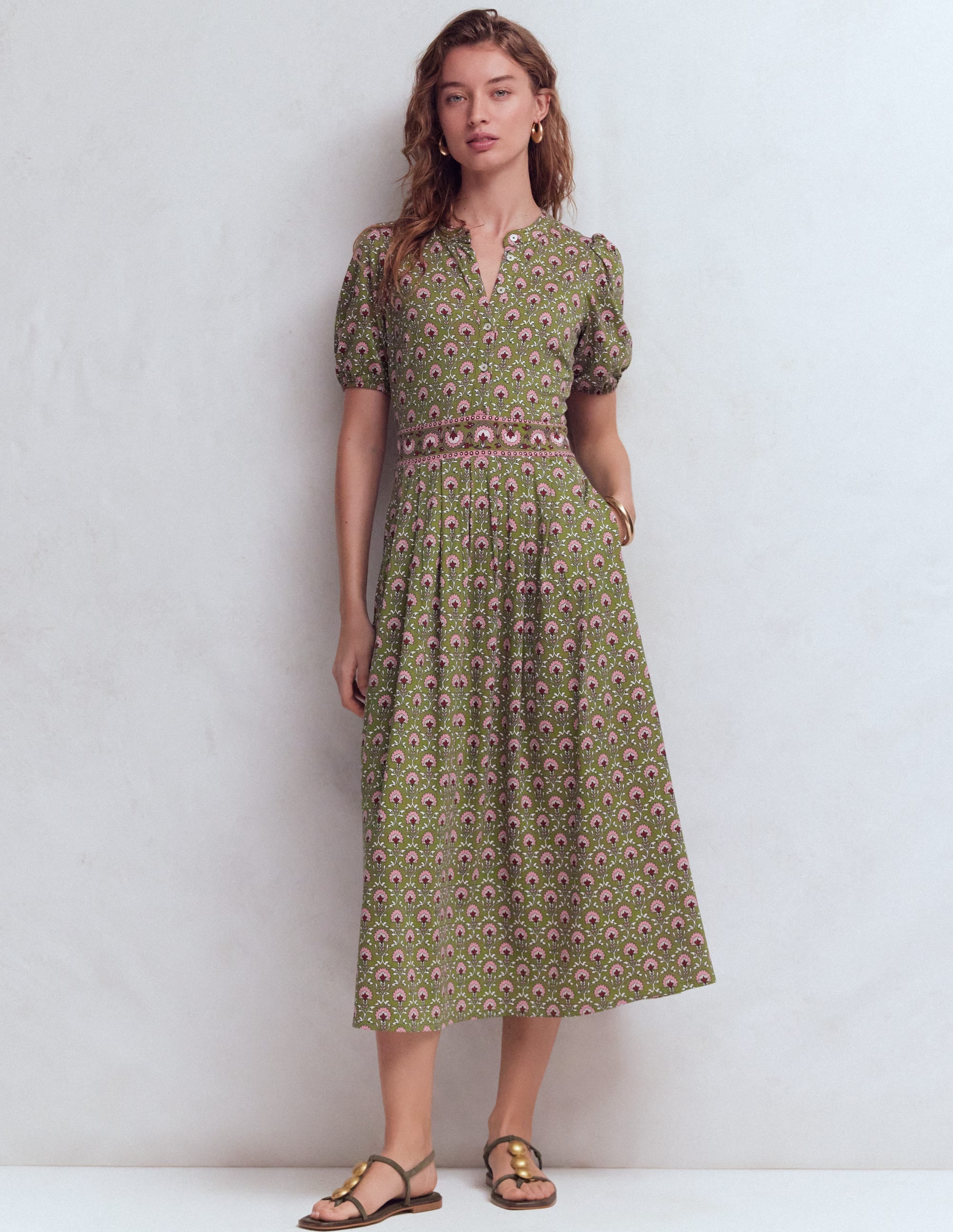 Amber Pleat Jersey Midi Dress-Olive, Flower Lattice - Image 1
