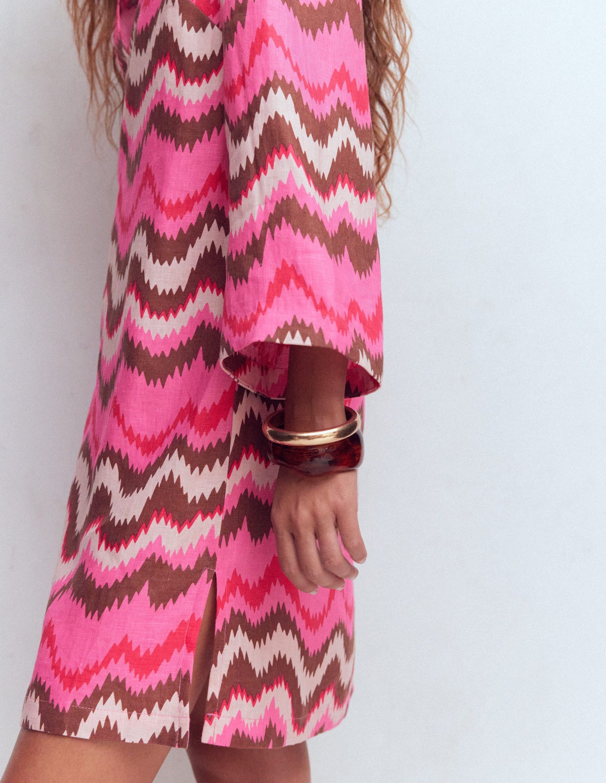 Carmen Linen Short Dress-Pink, Zig Zag Wave-2