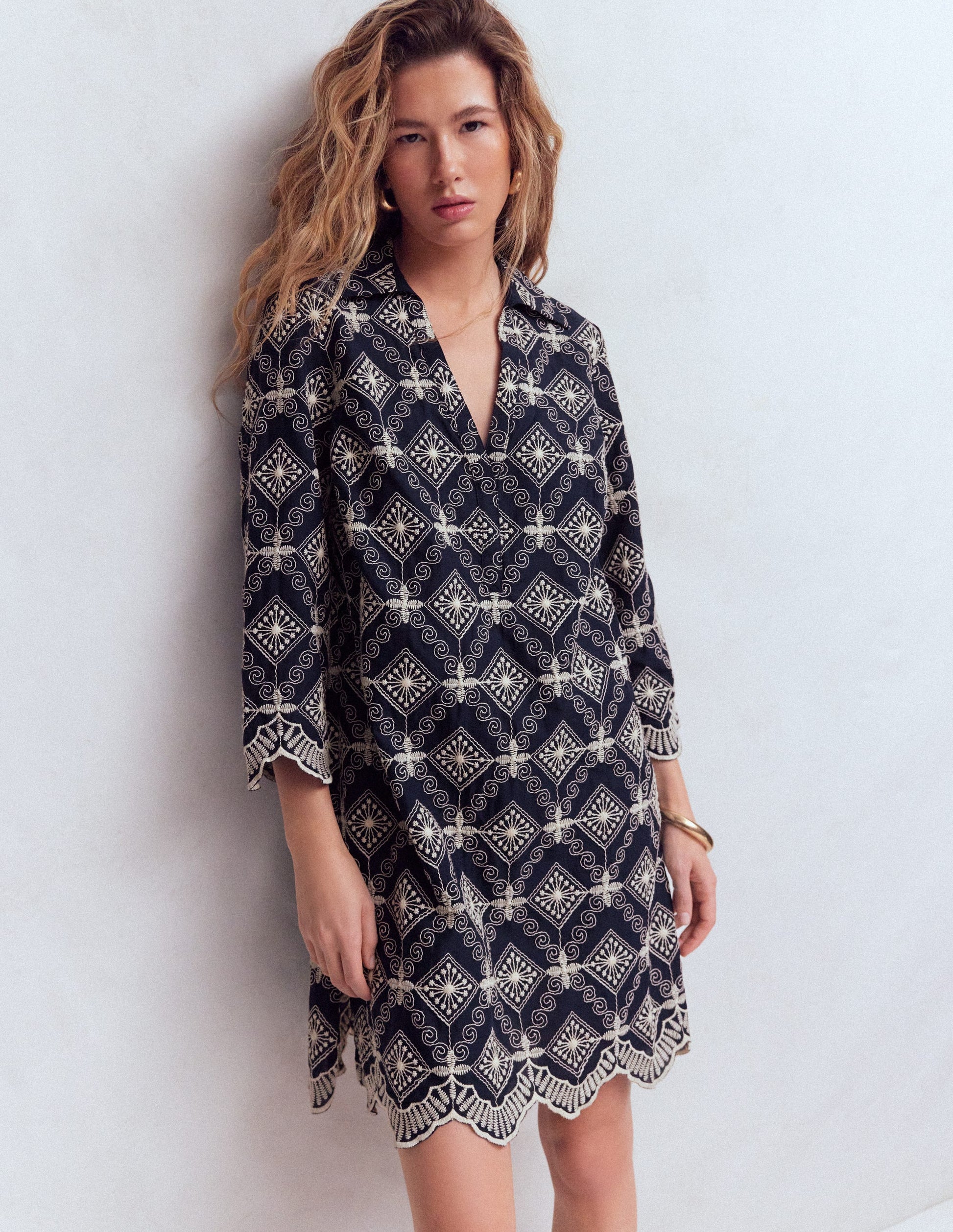 Carmen Broderie Short Dress-Navy Broderie-2