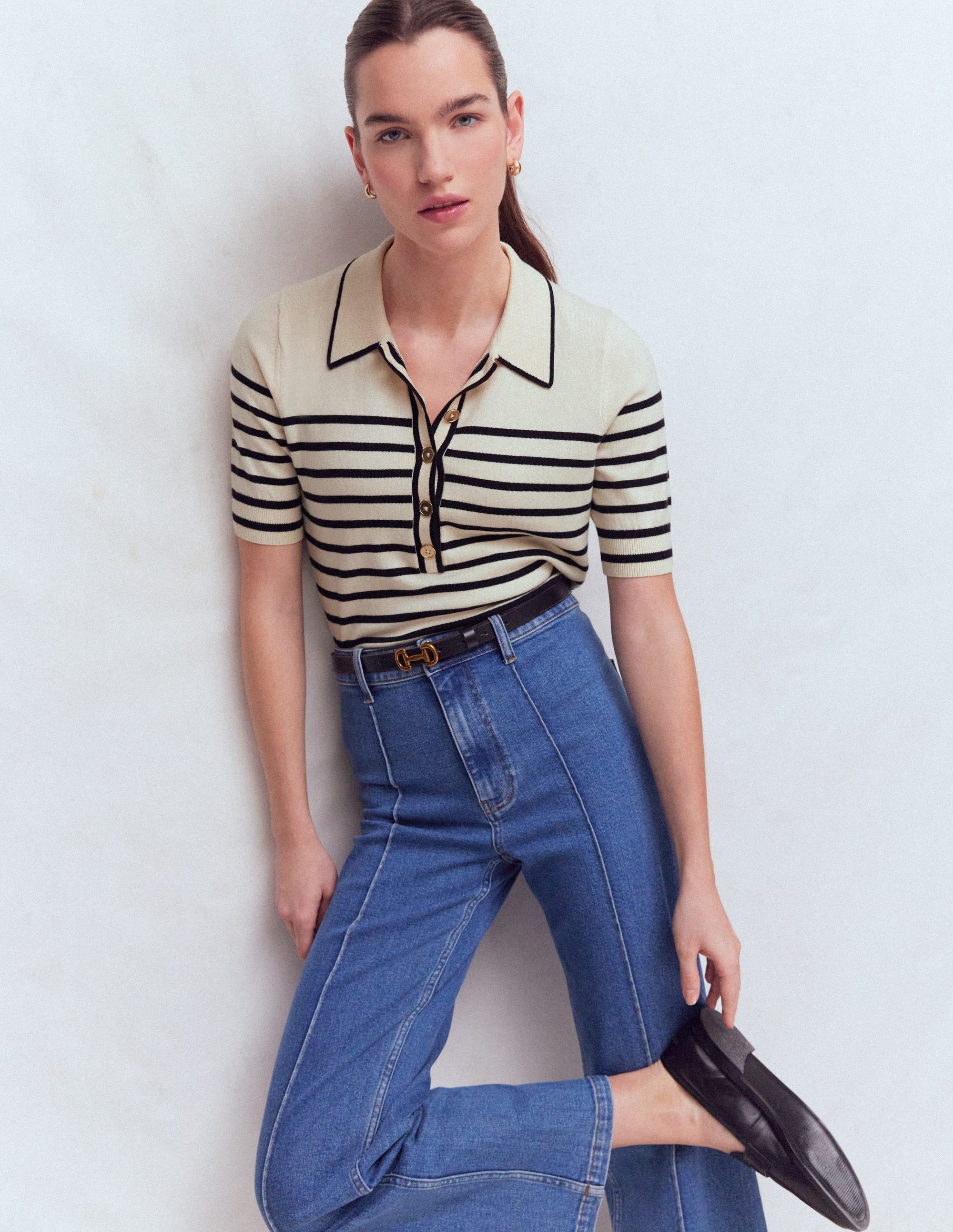 Liz Henley T-Shirt-Ivory. Navy - Image 1