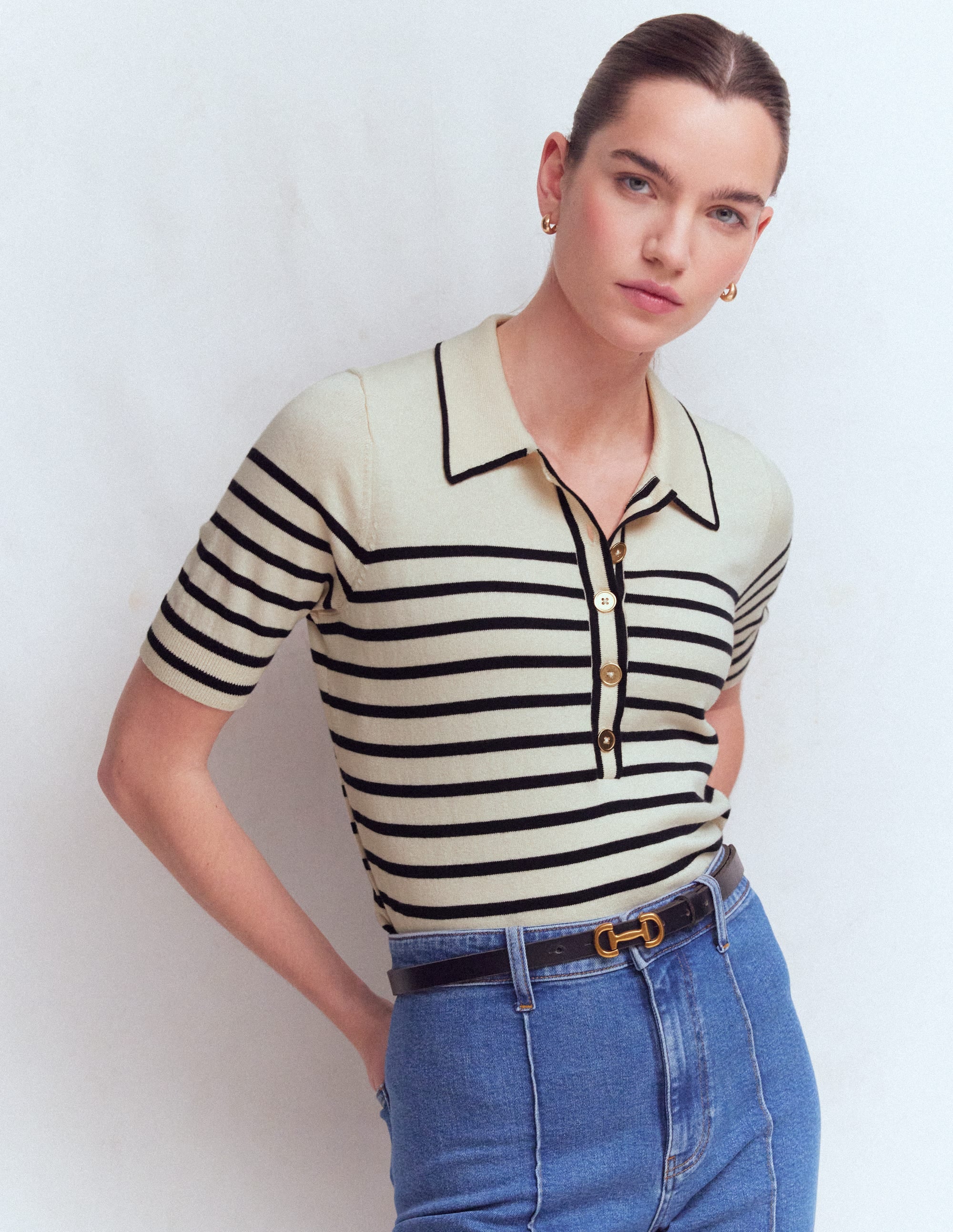 Liz Henley T-Shirt-Ivory. Navy - Image 4