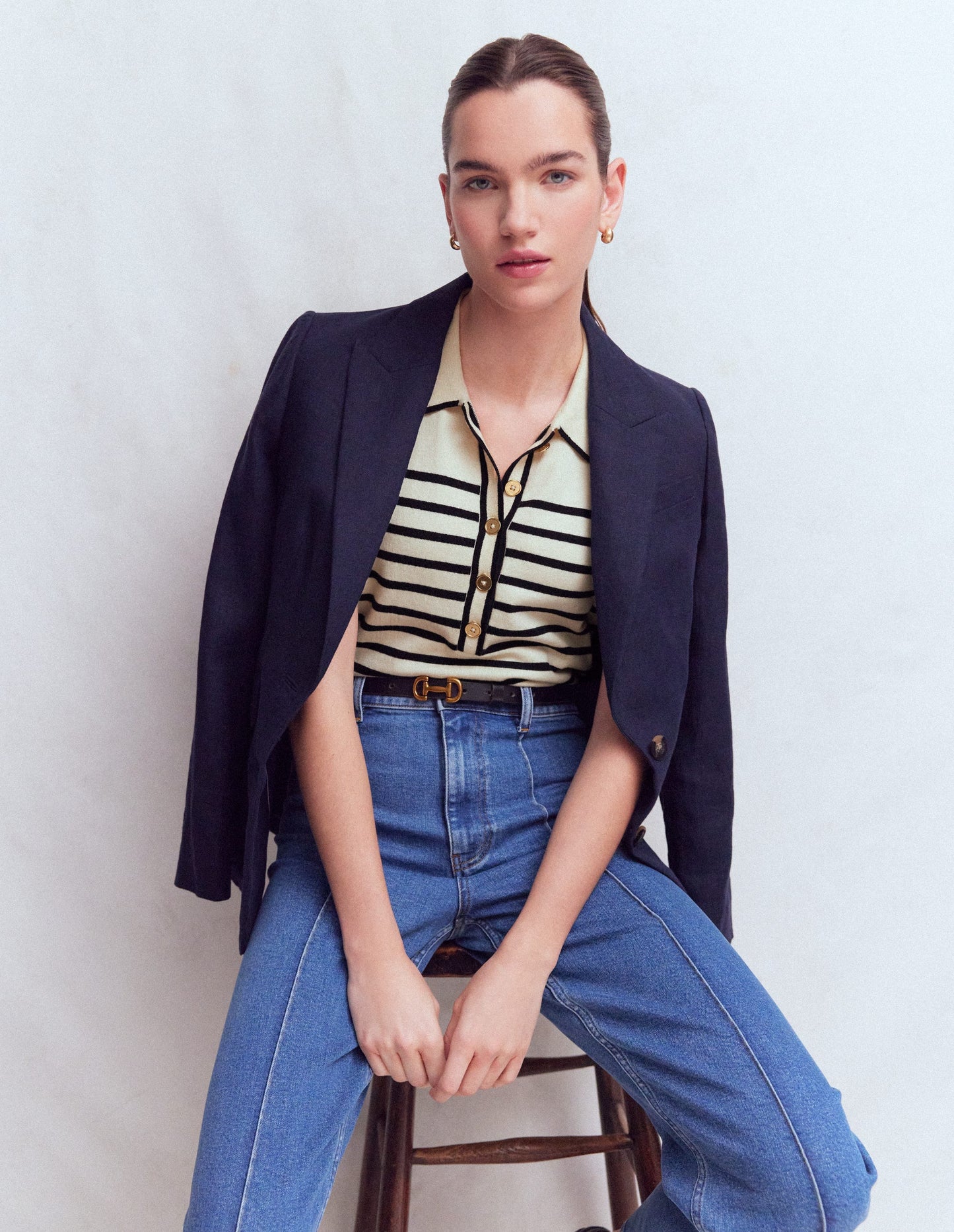 Liz Henley T-Shirt-Ivory. Navy