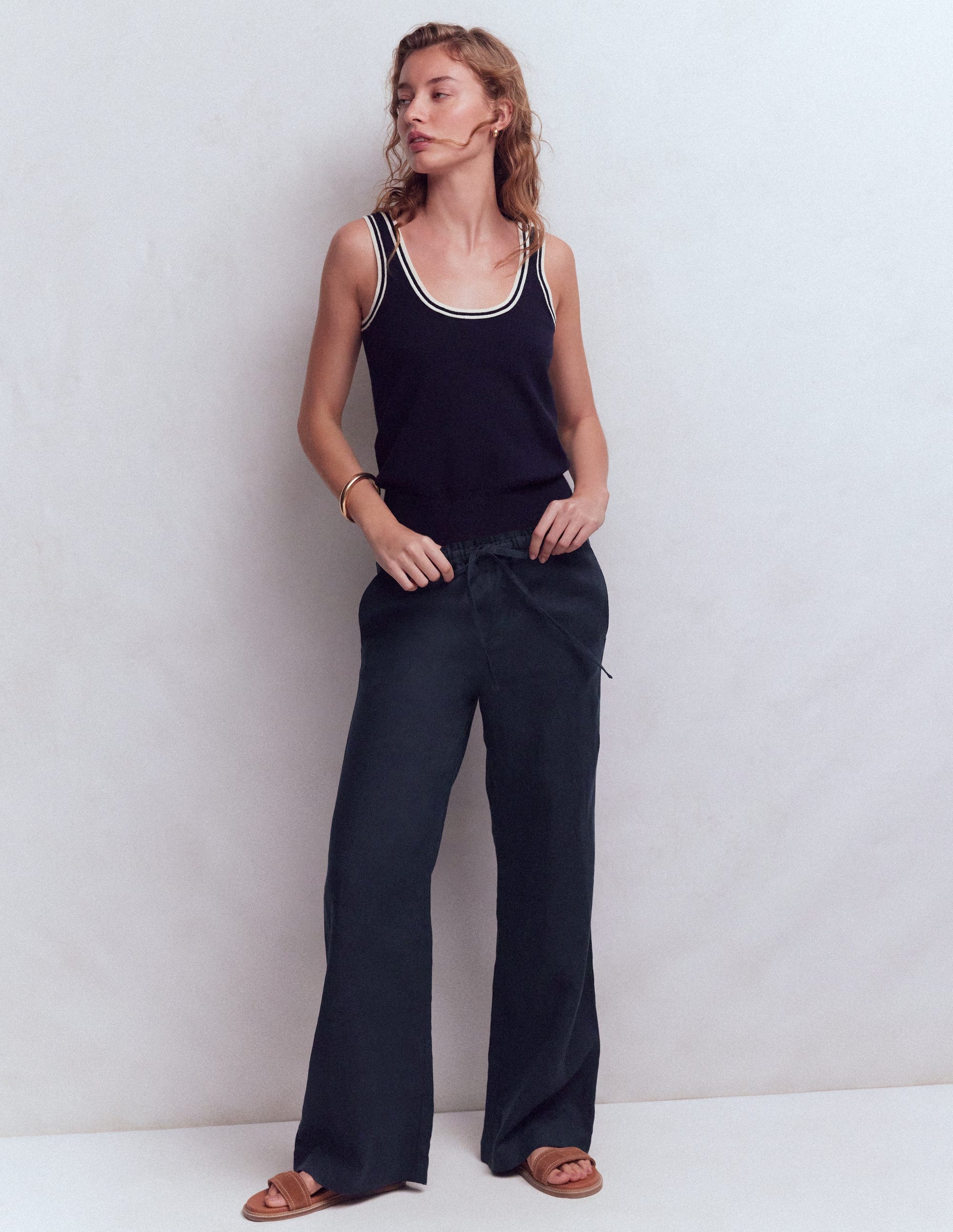 Islington Linen Trousers-Navy-6