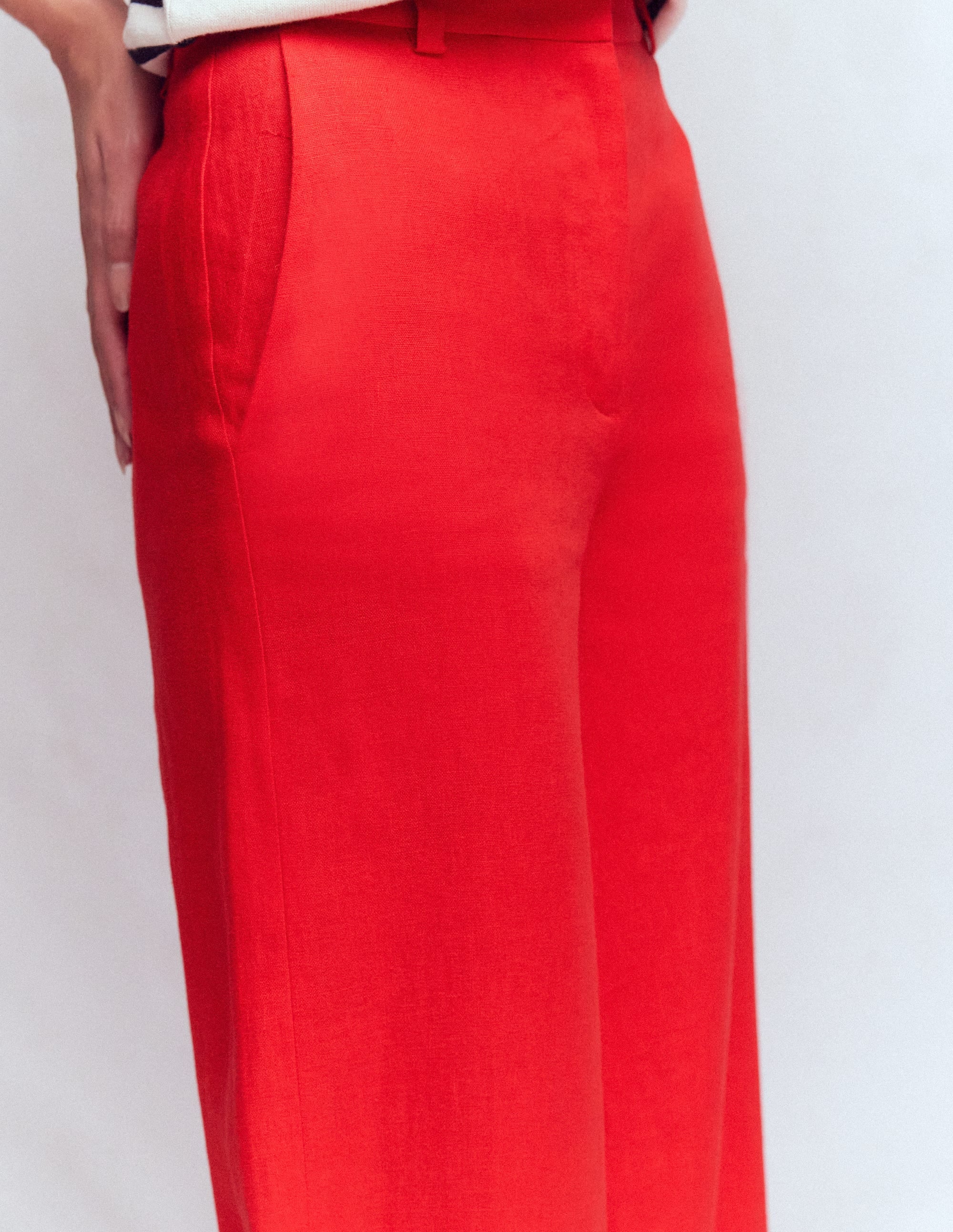 Belgravia Linen Trousers - Bright Cherry | Boden UK