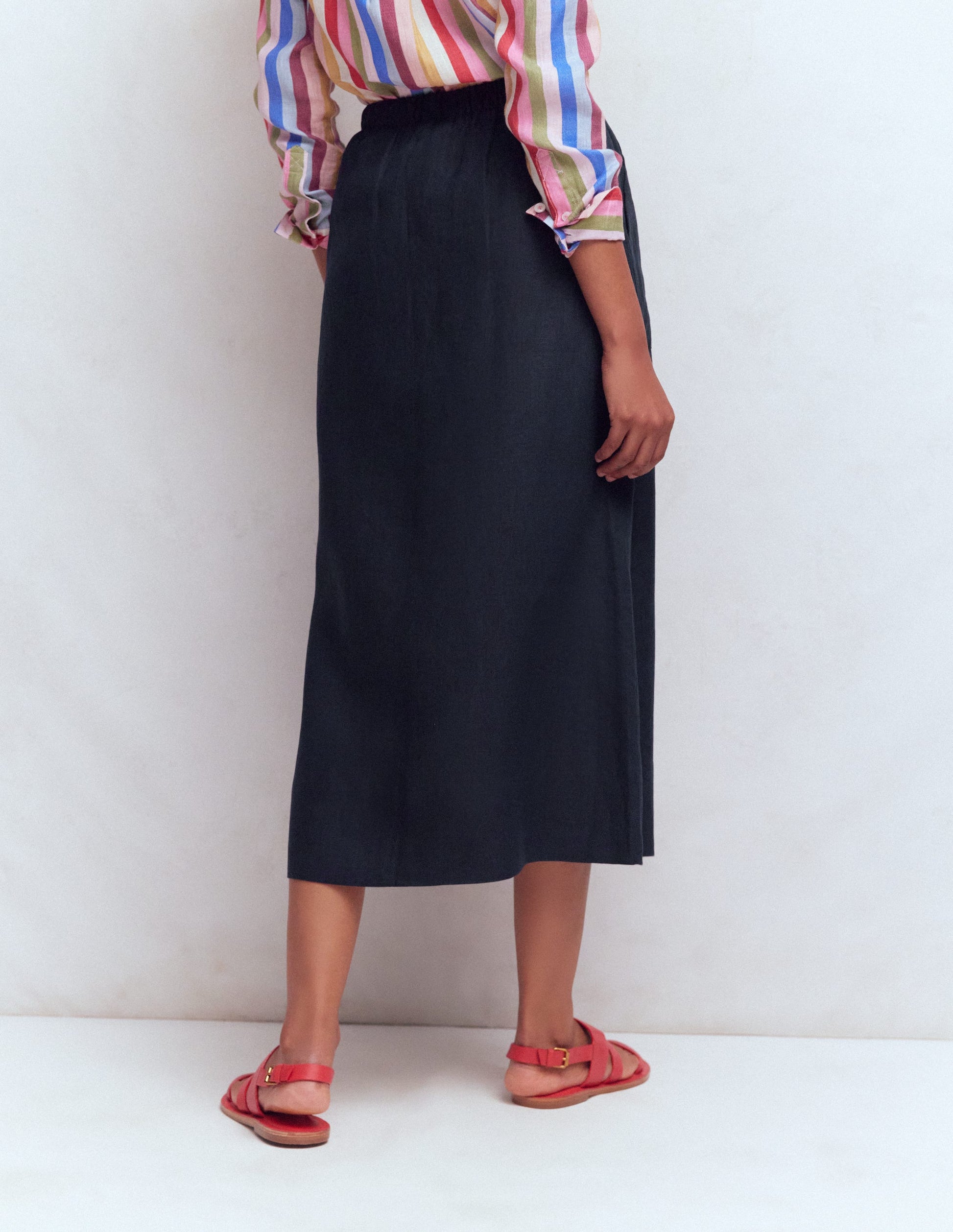 Layla Linen Skirt-Navy-3