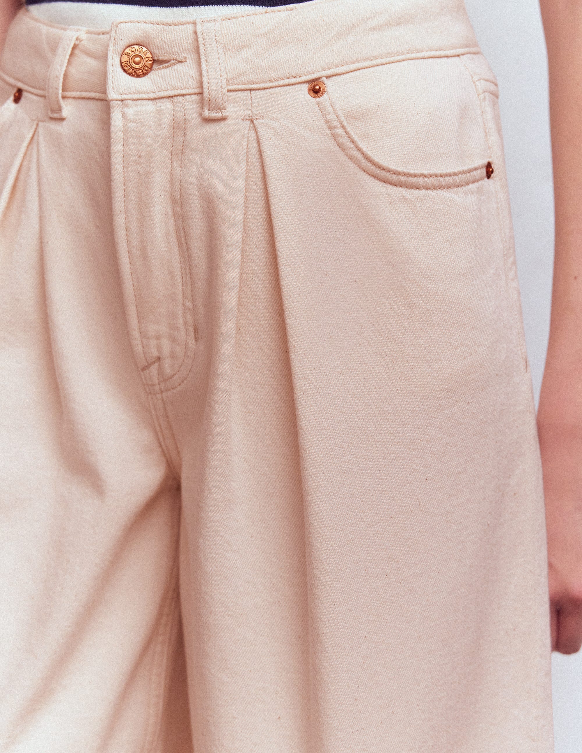 Denim Bermuda Short-Ecru - Image 2