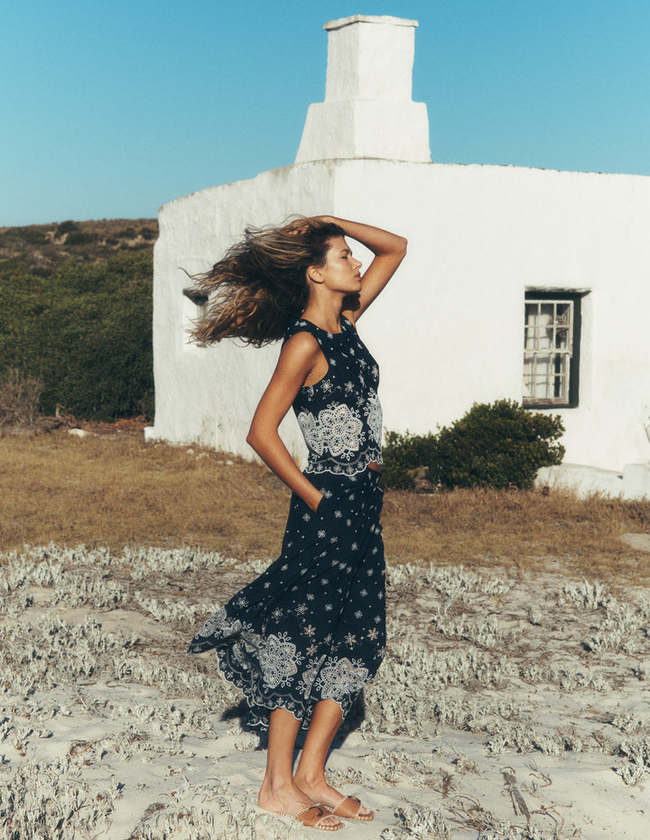 Verity Broderie Poplin Skirt-Navy, broderie