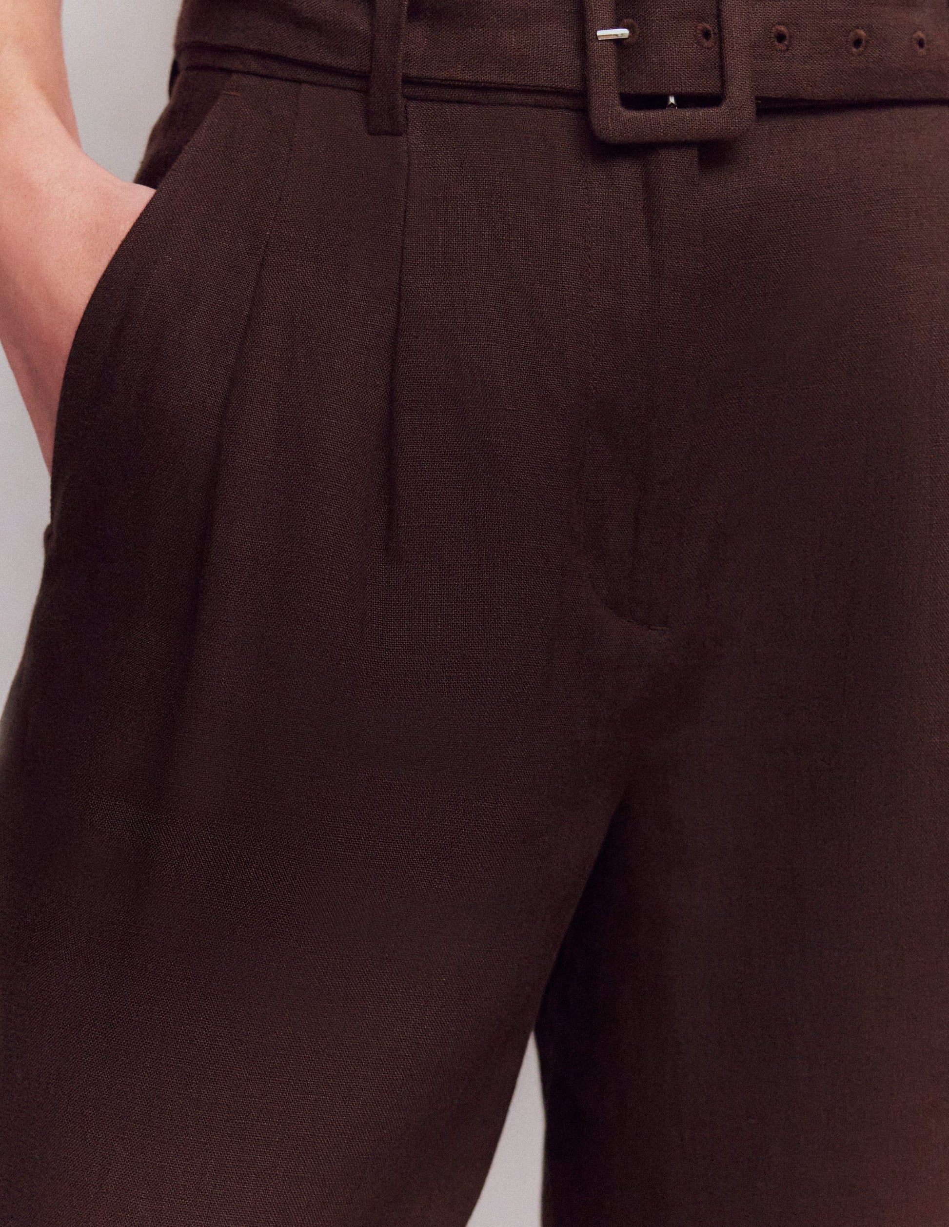 Chelsea Belted Linen Shorts-Bitter Chocolate-4
