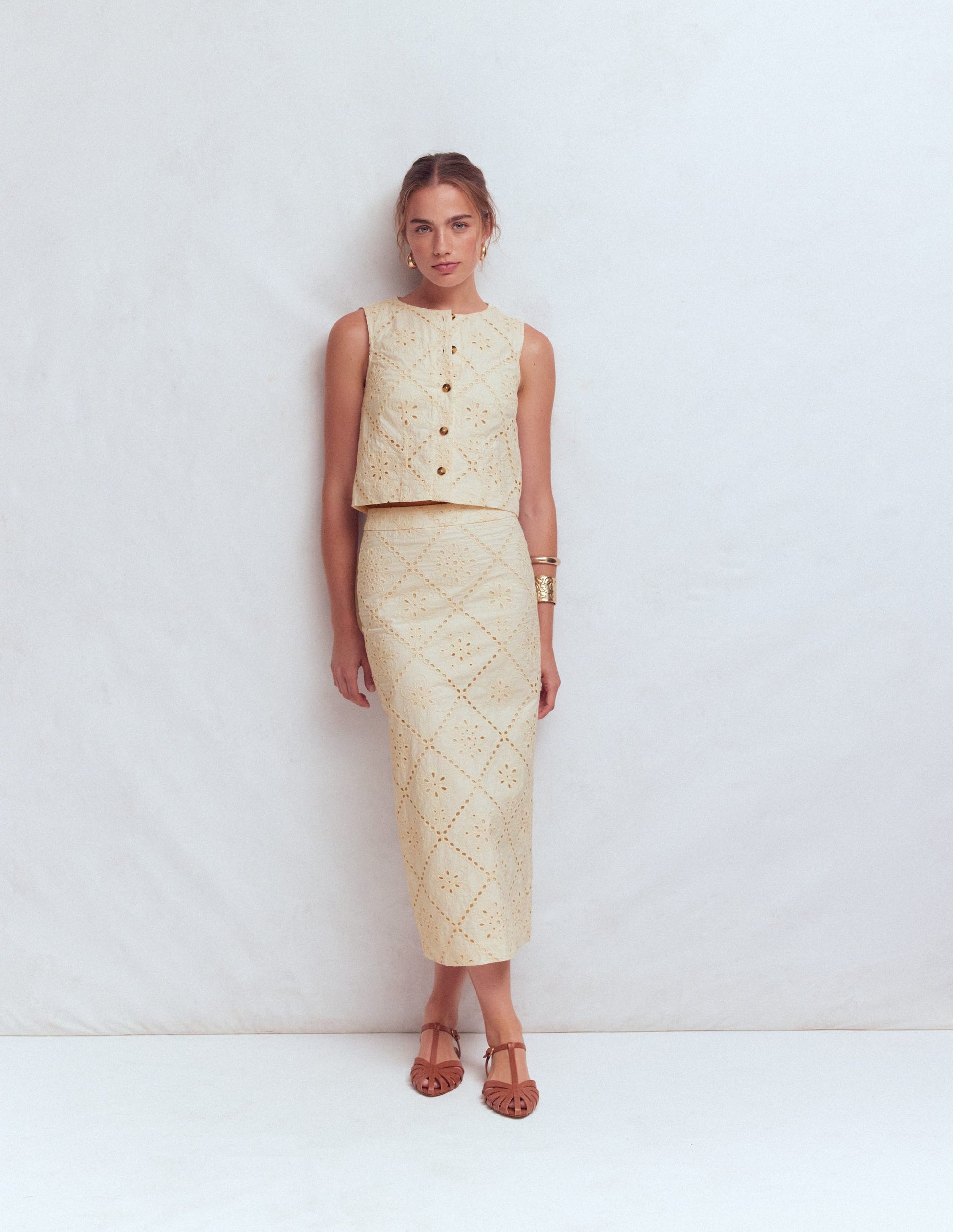 Textured Column Skirt-Ivory Broderie-1