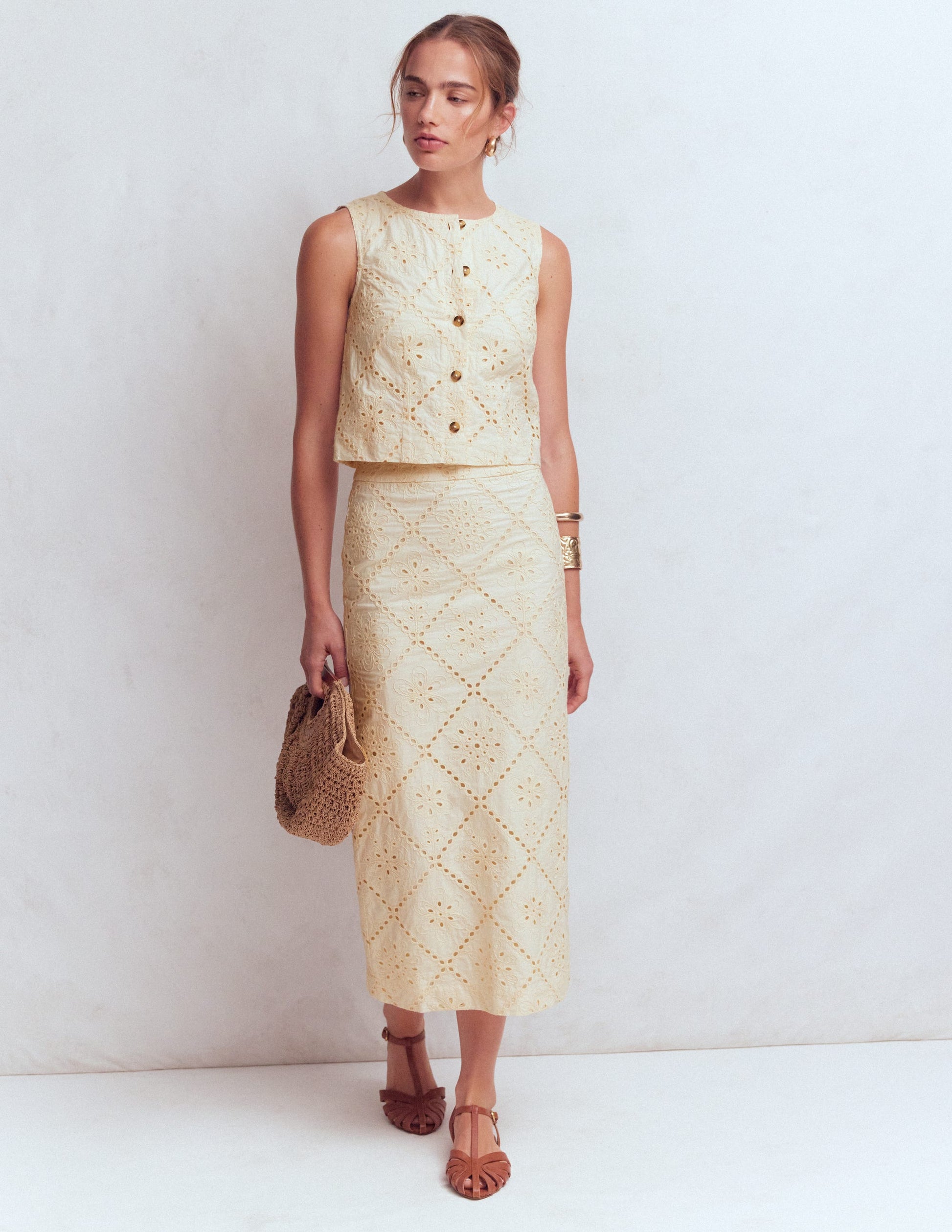 Textured Column Skirt-Ivory Broderie-5