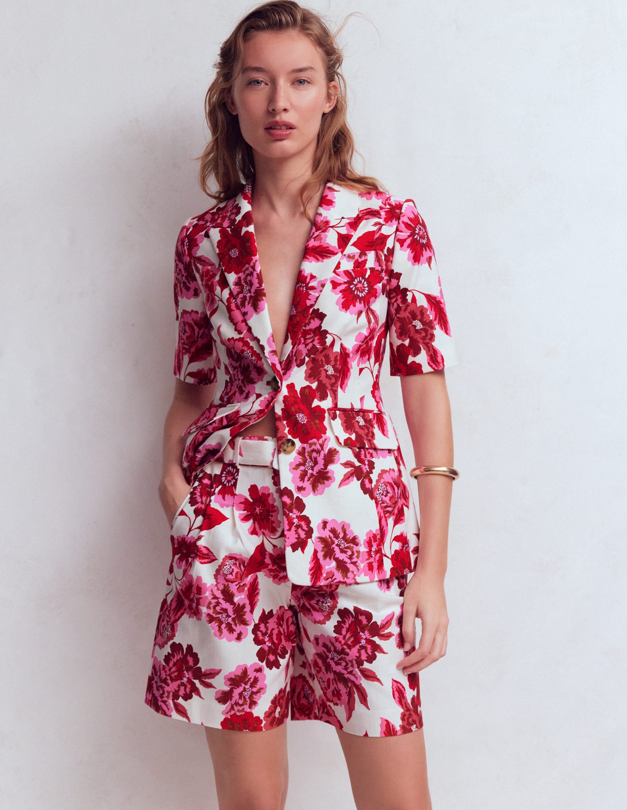 Chelsea Belted Tailored Shorts-Sangria Sunset, Floral Print - Image 4