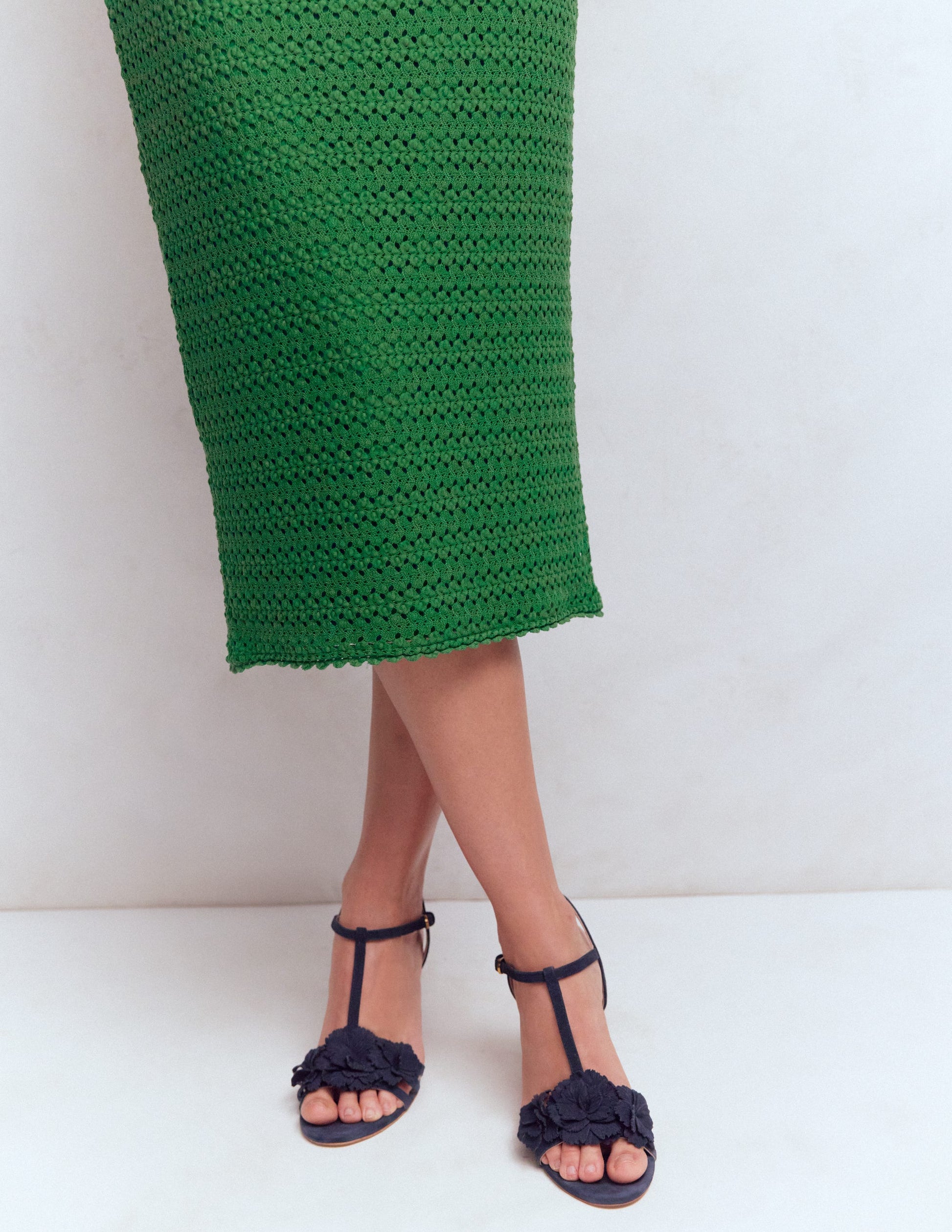 Lace Pencil Skirt-Fresh Green-2