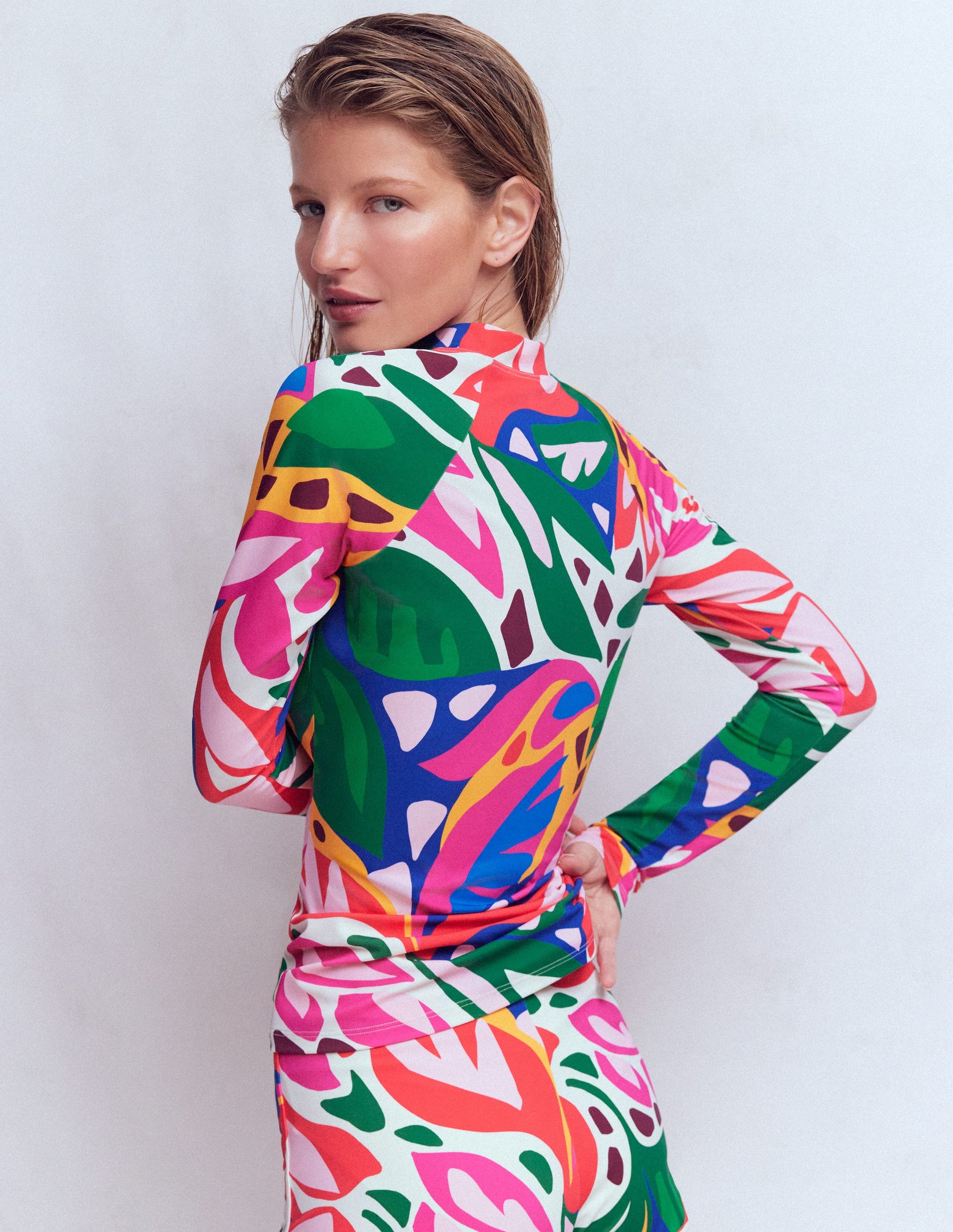 Long Sleeve Rash Guard Top-Multi, Leafy Cascade-3