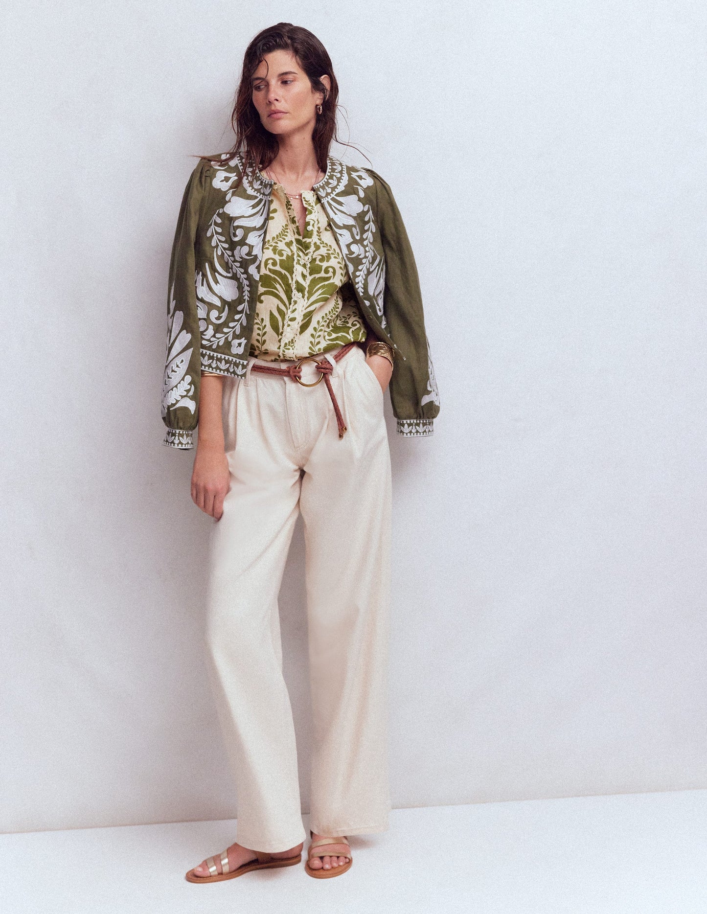 Leah Short Sleeve Linen Top-Ivory and Green Floral