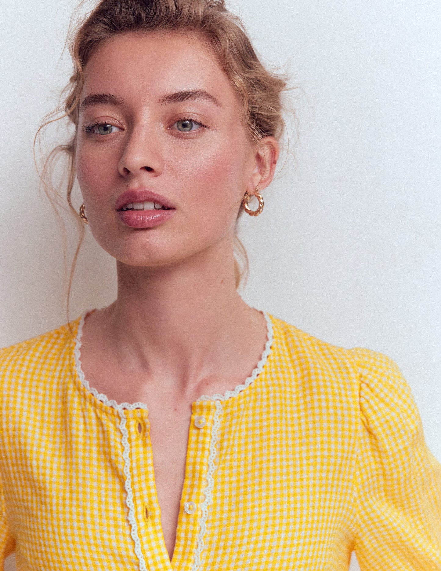 Leah Short Sleeve Linen Top-Yellow Gingham