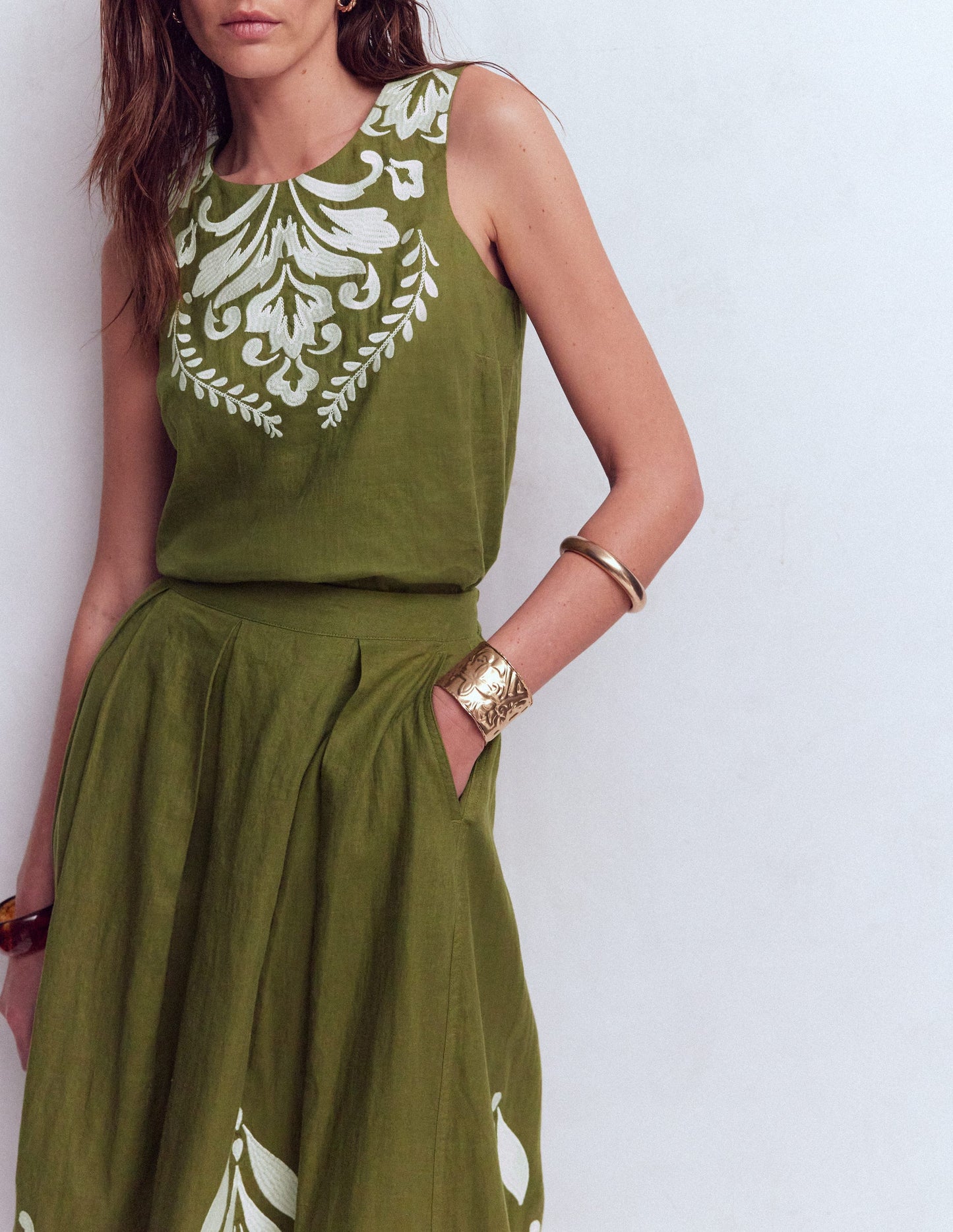 Sofia Embroidered Linen Top-Winter moss, Ivory EMB