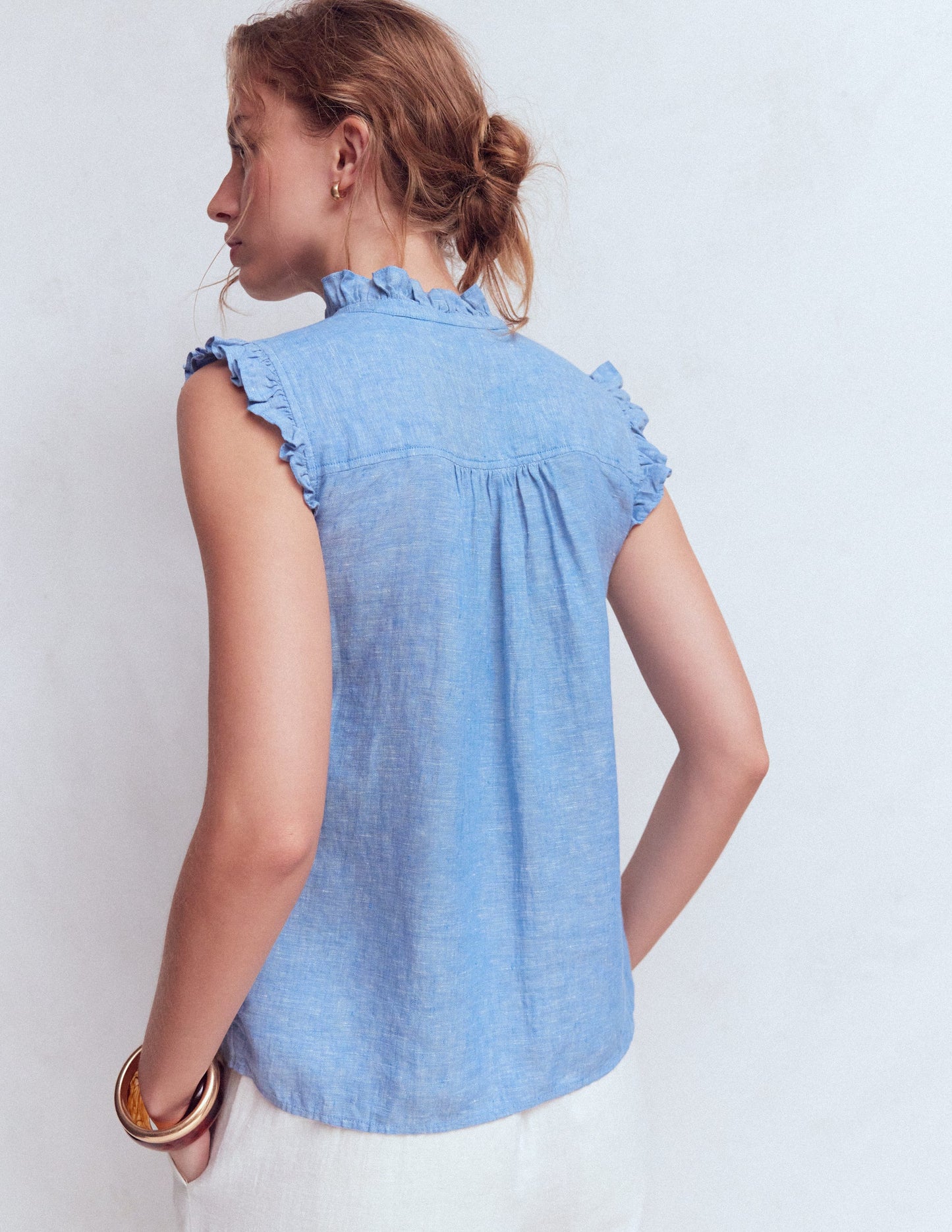 Isabel Sleeveless Linen Top-Blue Chambray