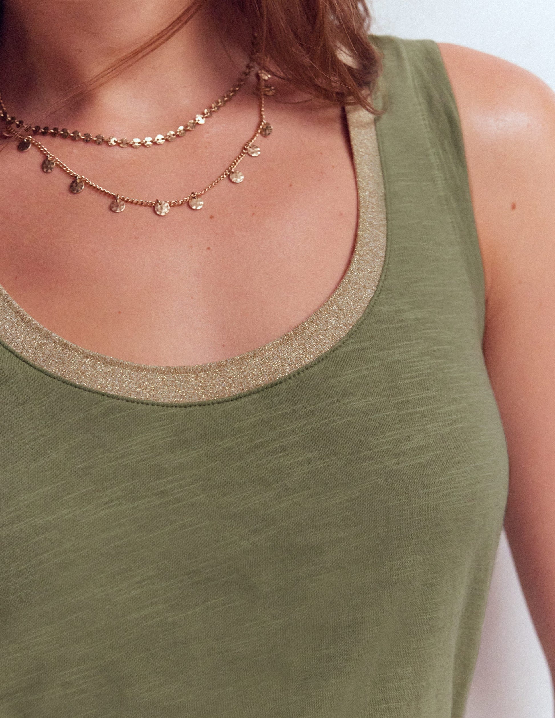 Metallic Trim Scoop Neck Vest-Larch Green-2