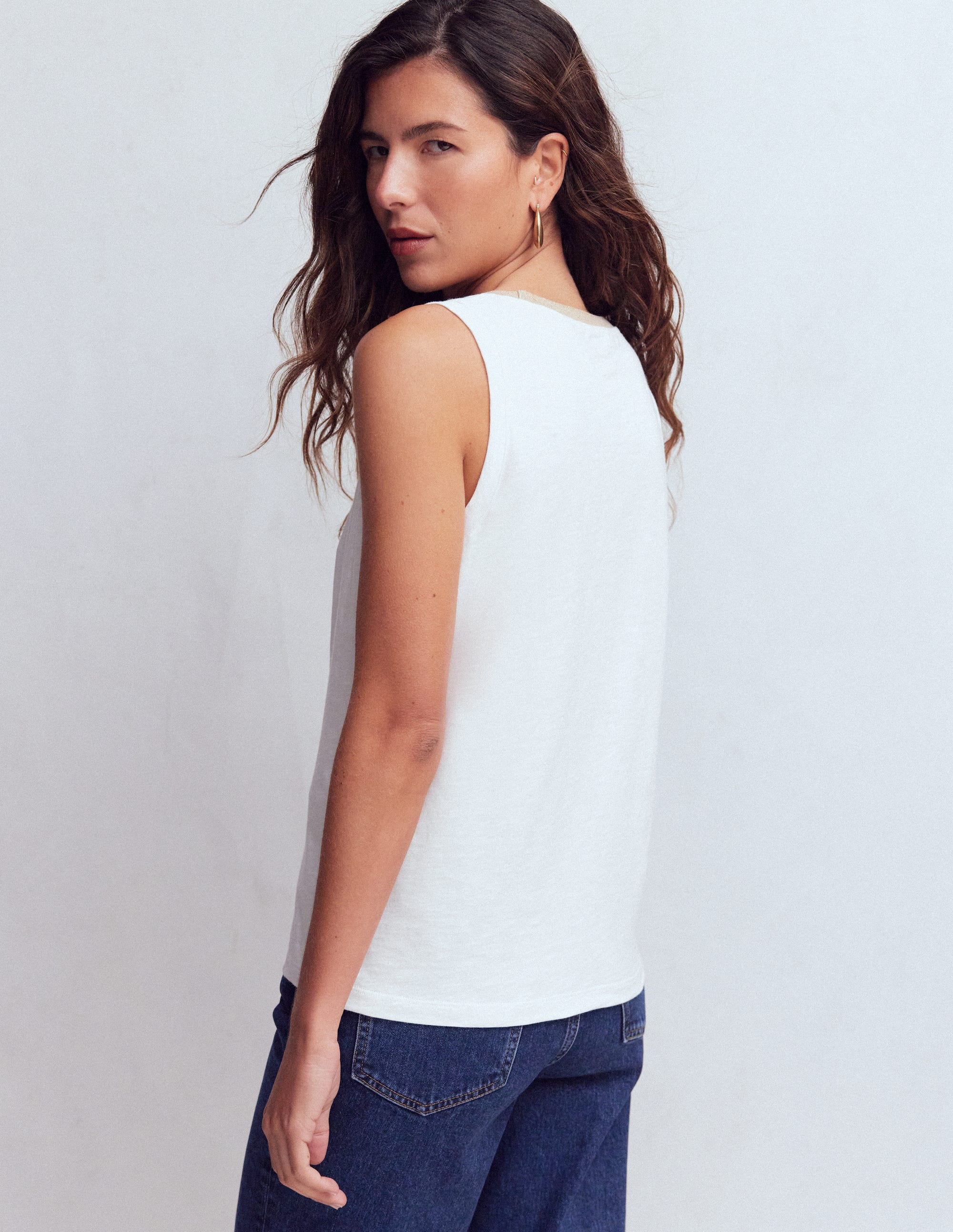 Metallic Trim Scoop Neck Vest-White - Image 3