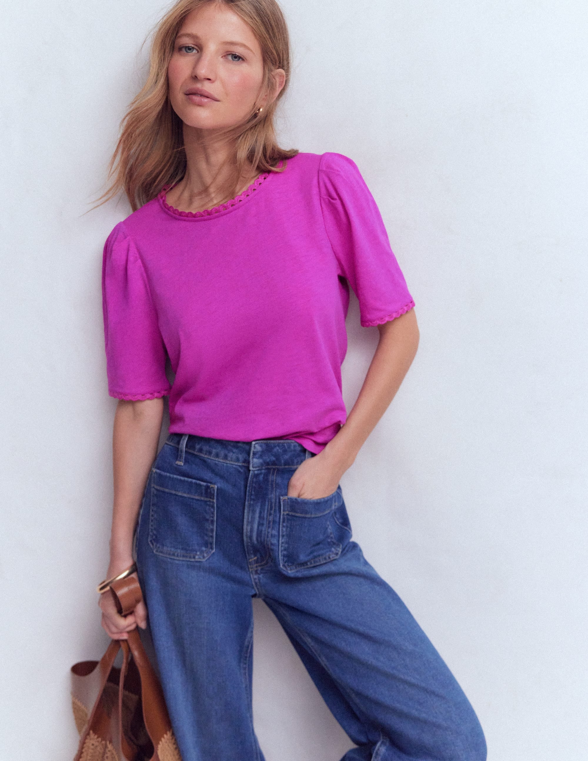 Ali Trim T-shirt-Passion Flower - Image 1