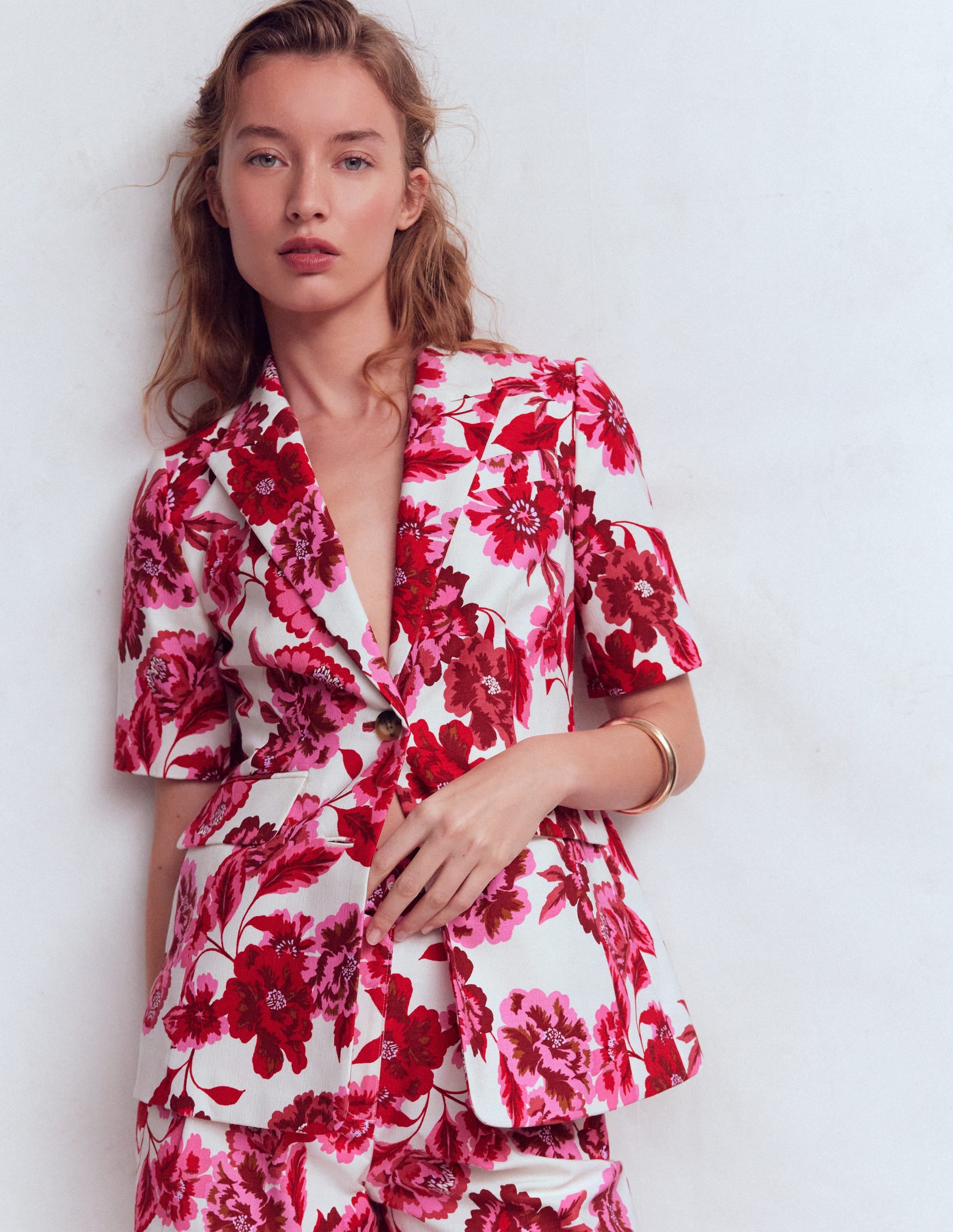 Short Sleeve Cotton Blazer-Sangria Sunset, Floral Print - Image 4