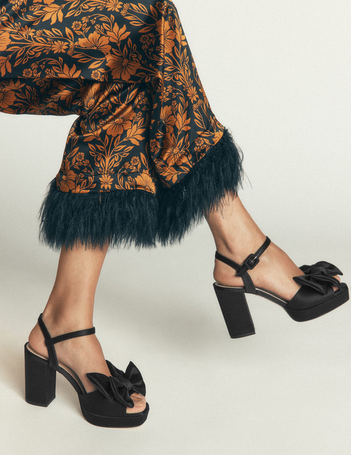 Bow Detail Platforms-Black