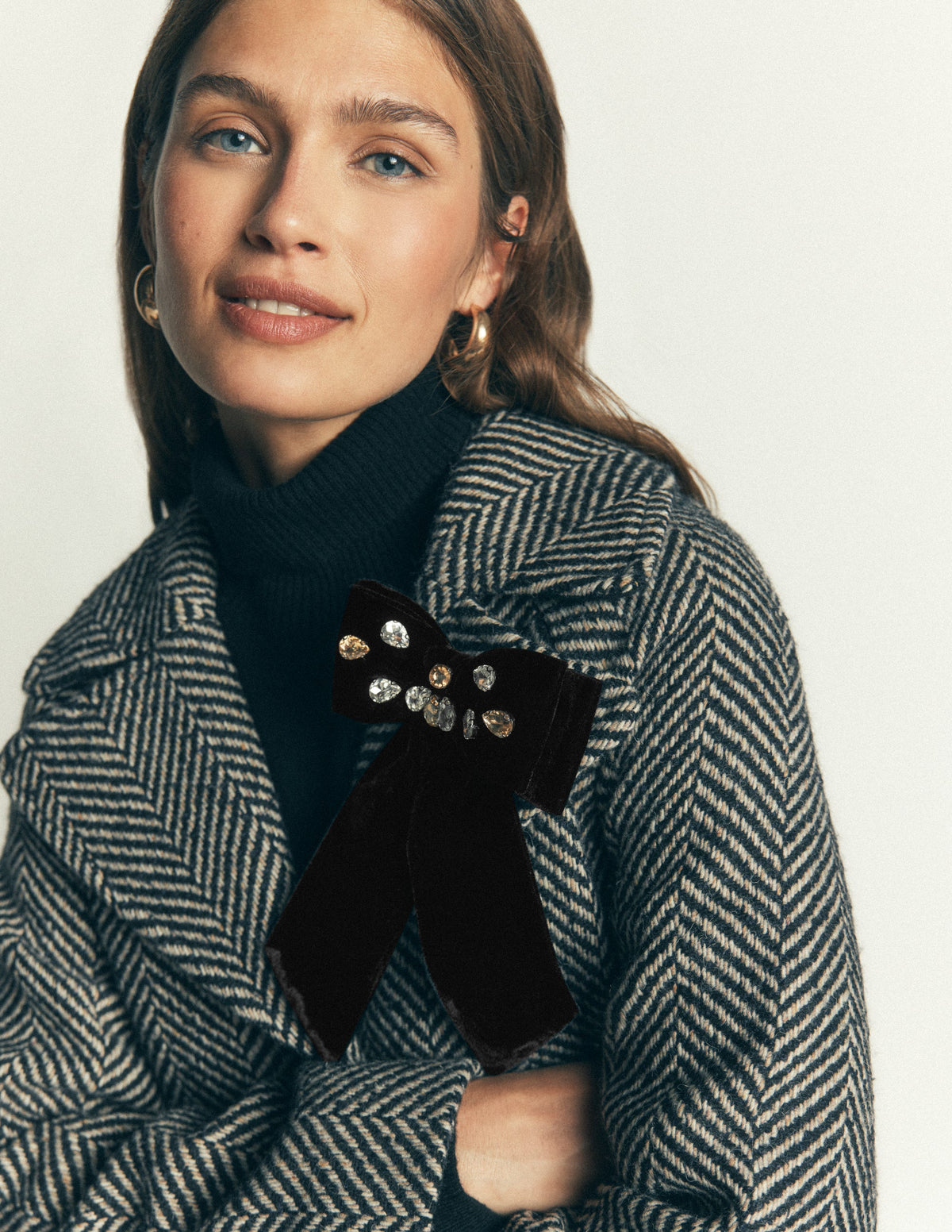 Embellished Bow-Black - Image 4