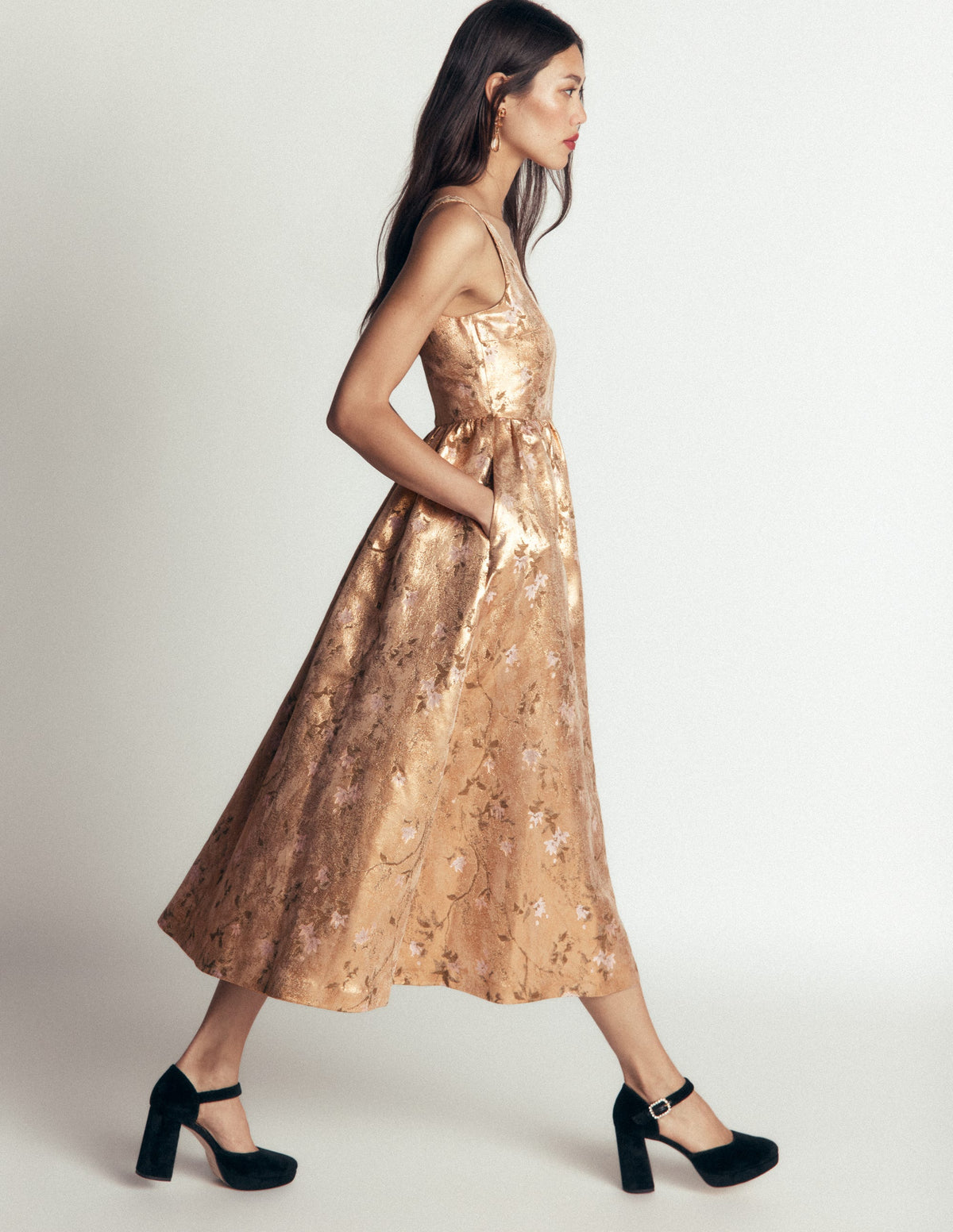 Scoop Neck Fit and Flare Dress-Gold Jacquard-7