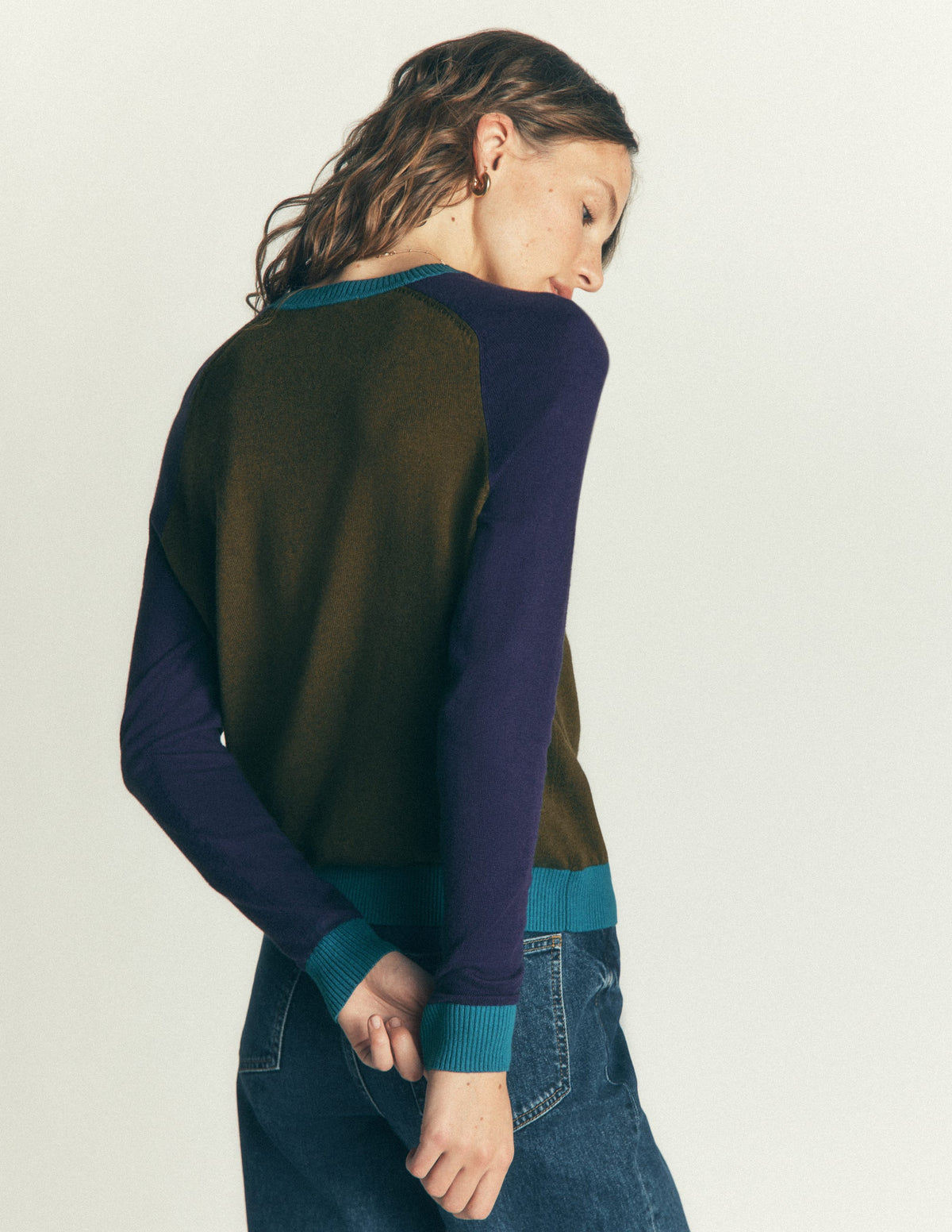Meg Raglan Sleeve Jumper-Forest Glade, Colour Block - Image 3